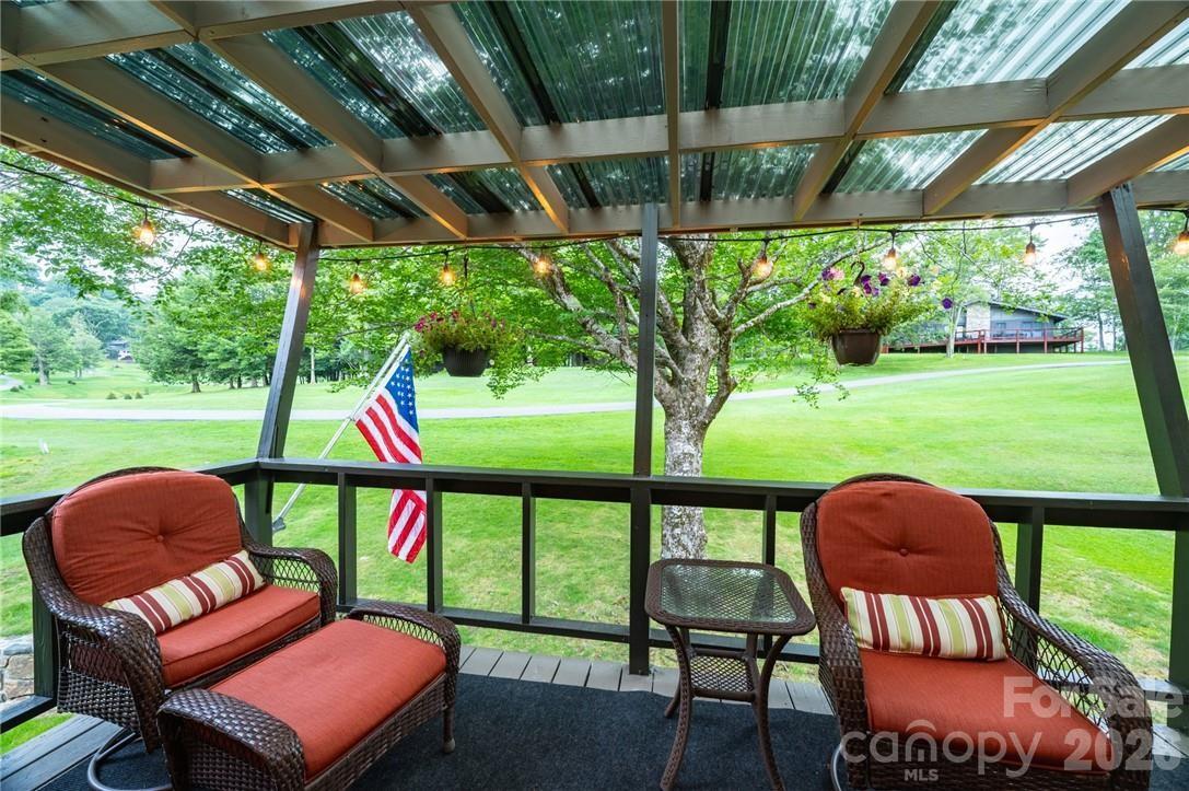 107 Grassy Gap Loop Road Property Photo 19