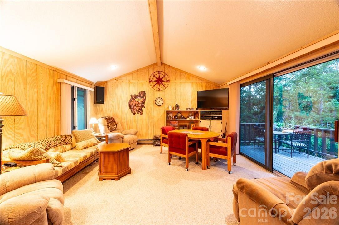 107 Grassy Gap Loop Road Property Photo 22