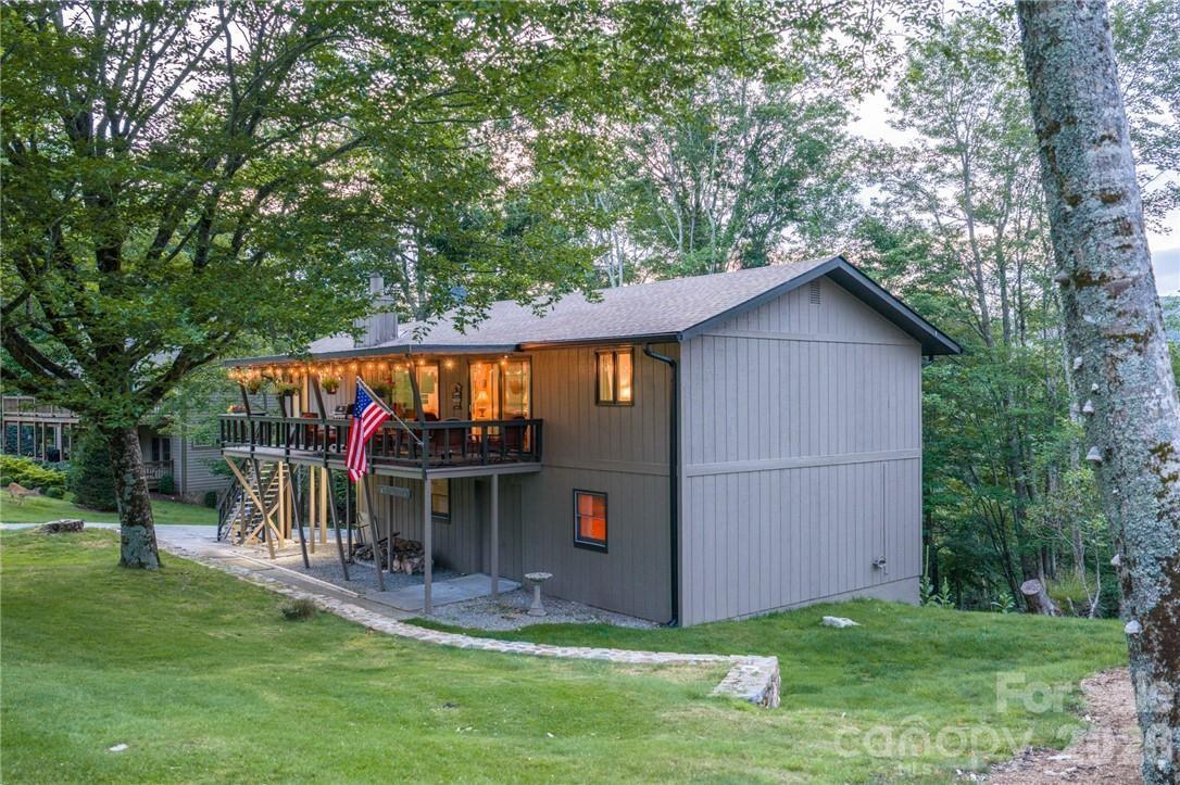 107 Grassy Gap Loop Road Property Photo 37