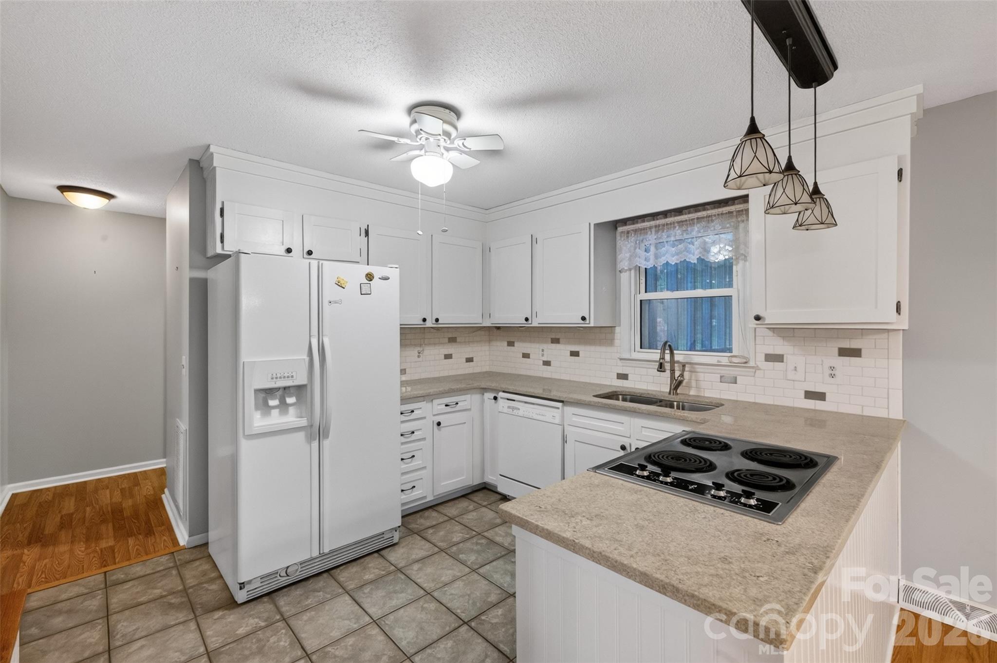 3550 Farm Lake Drive Property Photo 19
