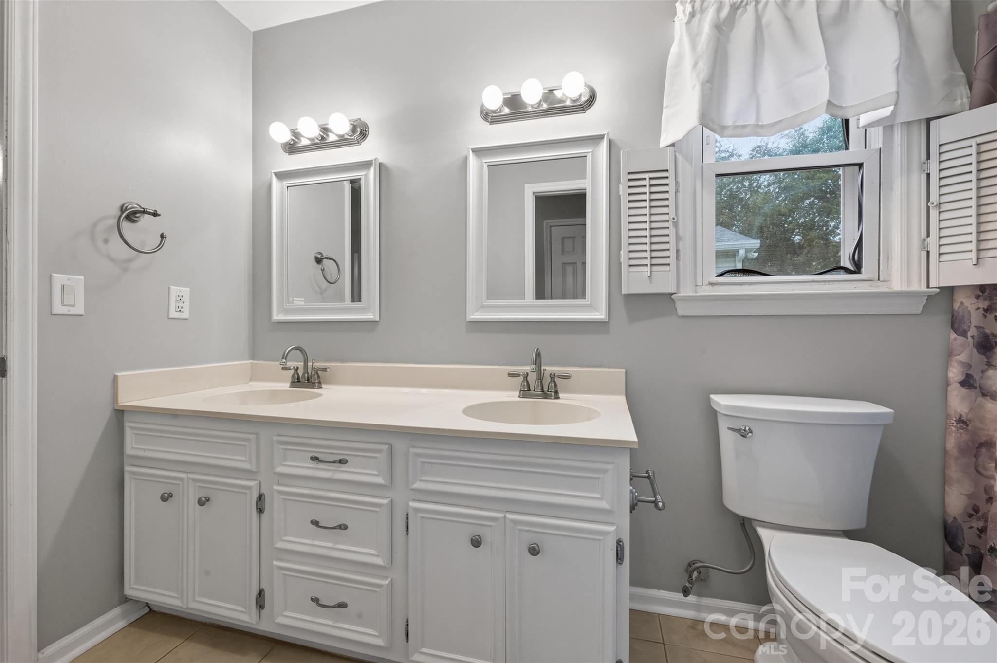 3550 Farm Lake Drive Property Photo 27