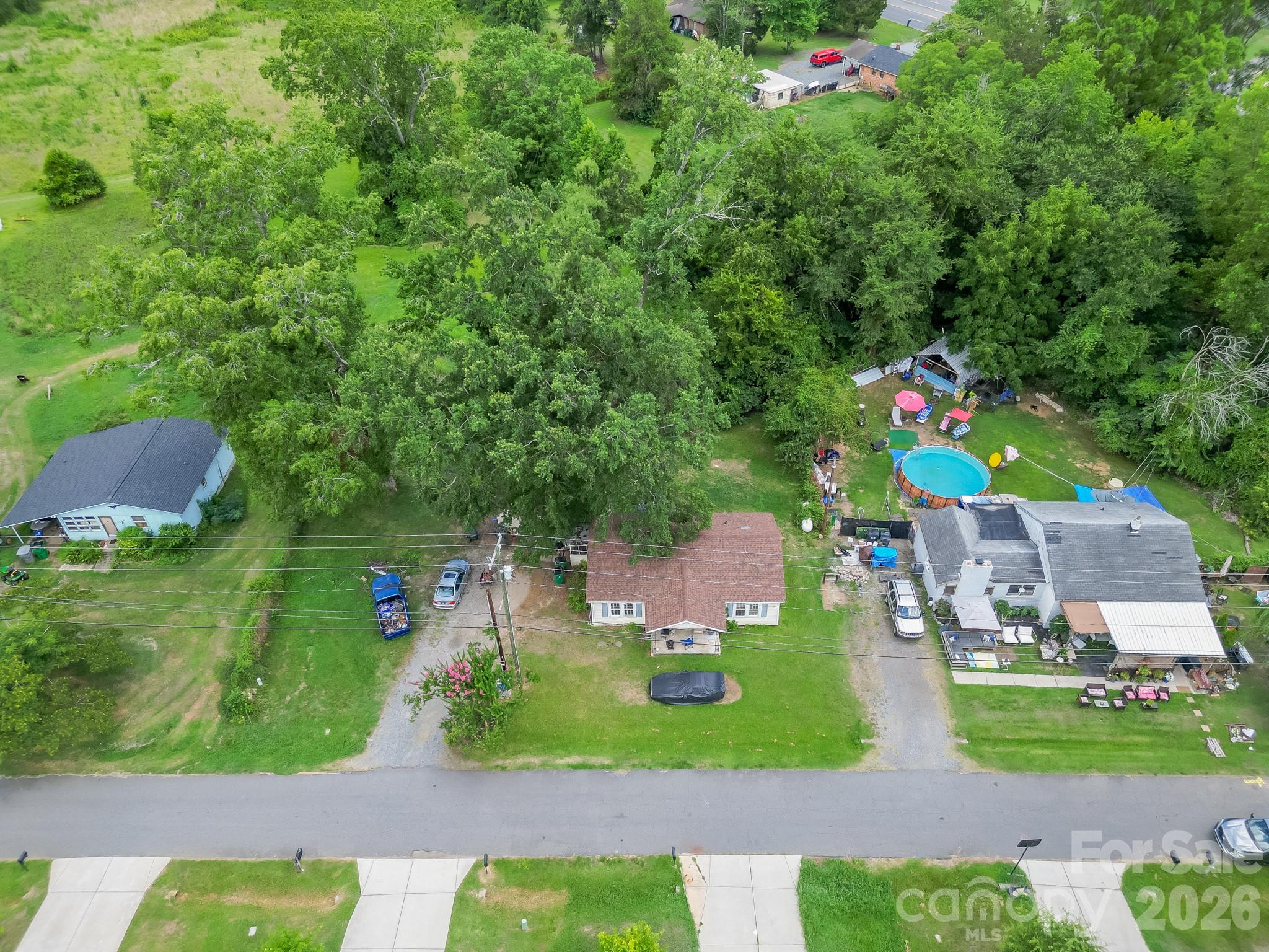 2223 Mingus Cabin Lane Property Photo 4