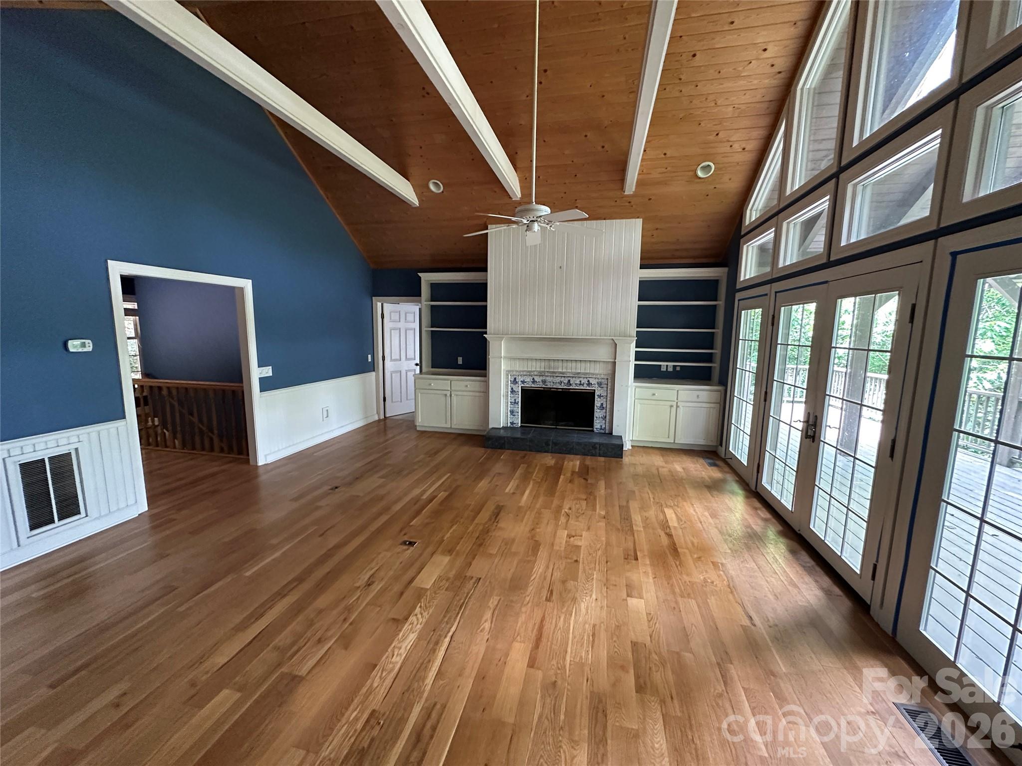 880 W Rochester Drive Property Photo 9