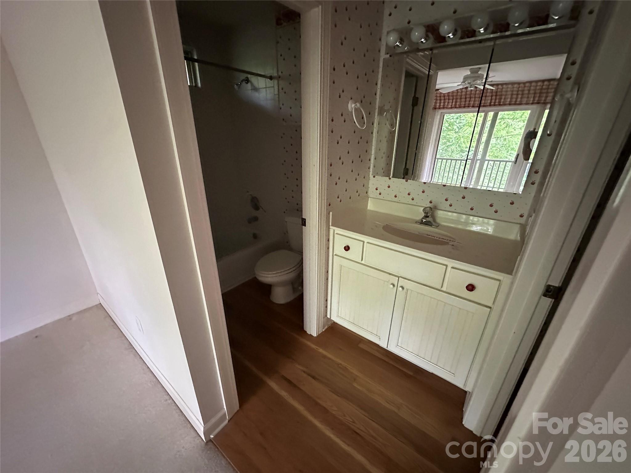 880 W Rochester Drive Property Photo 22