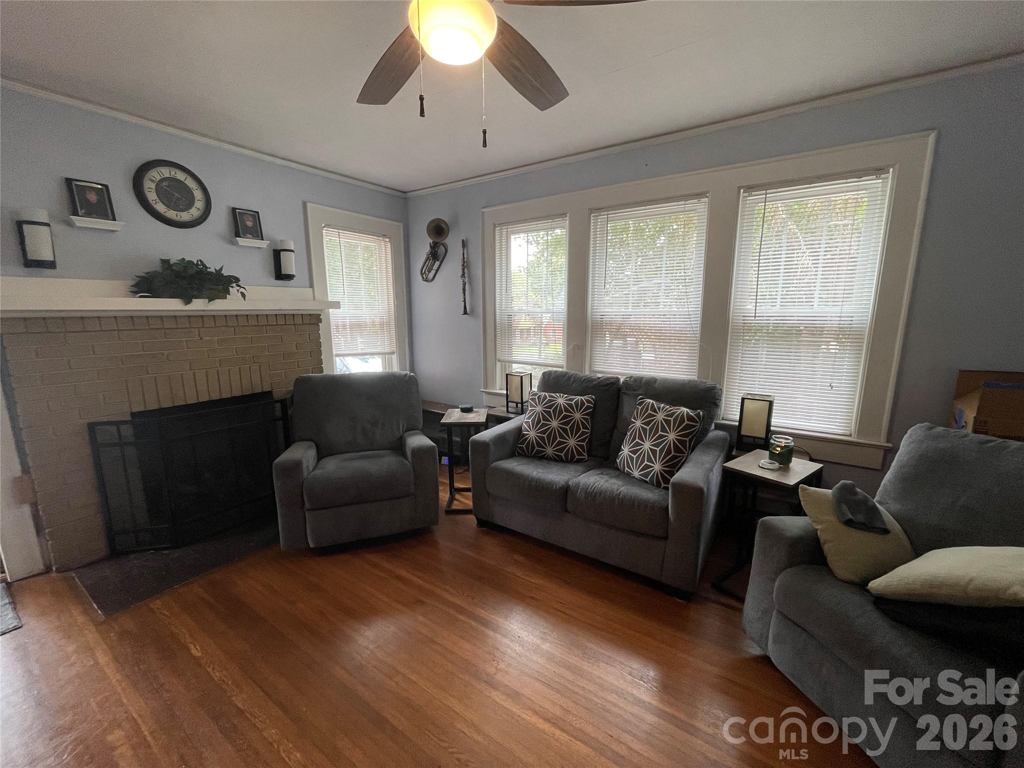 449 Spring Street Property Photo 5