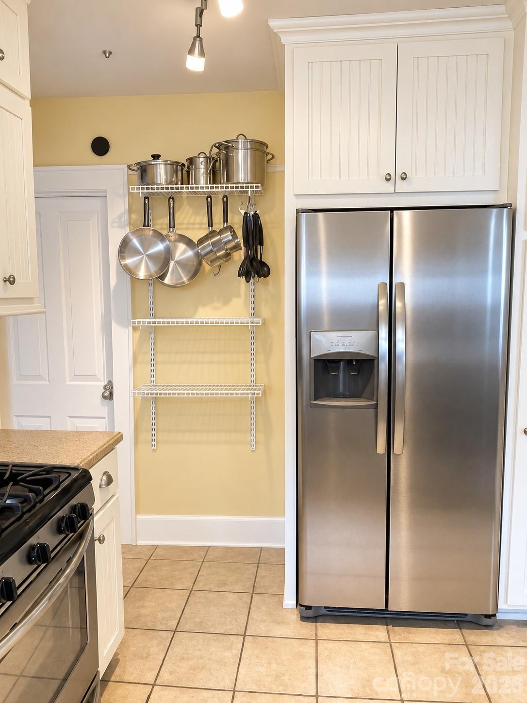 449 Spring Street Property Photo 8