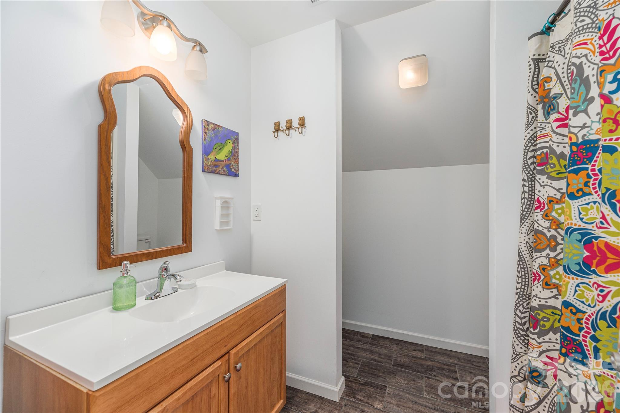 10 E Rolling Acres Drive Property Photo 23
