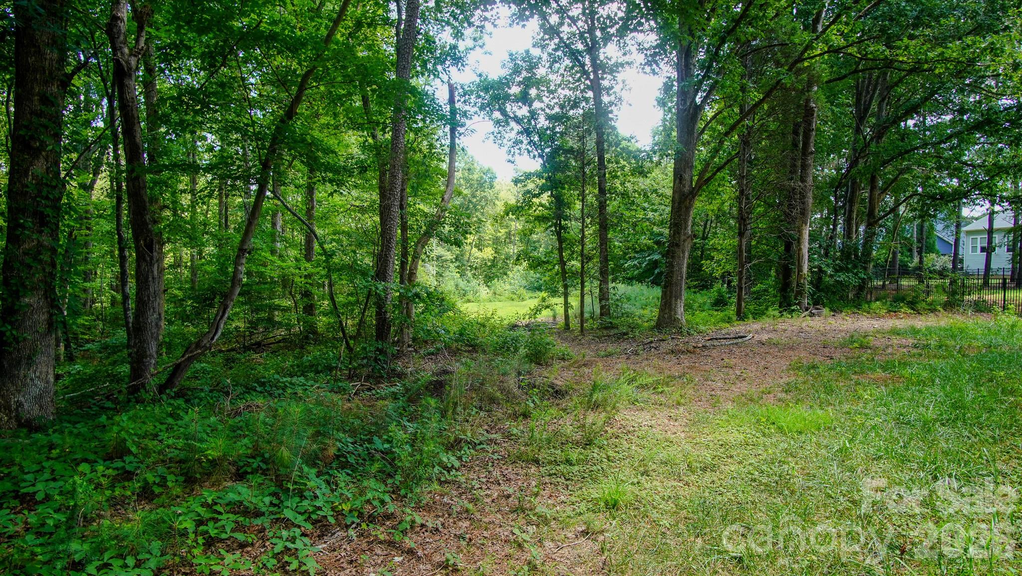 5018 Grassy Creek Road Property Photo 9
