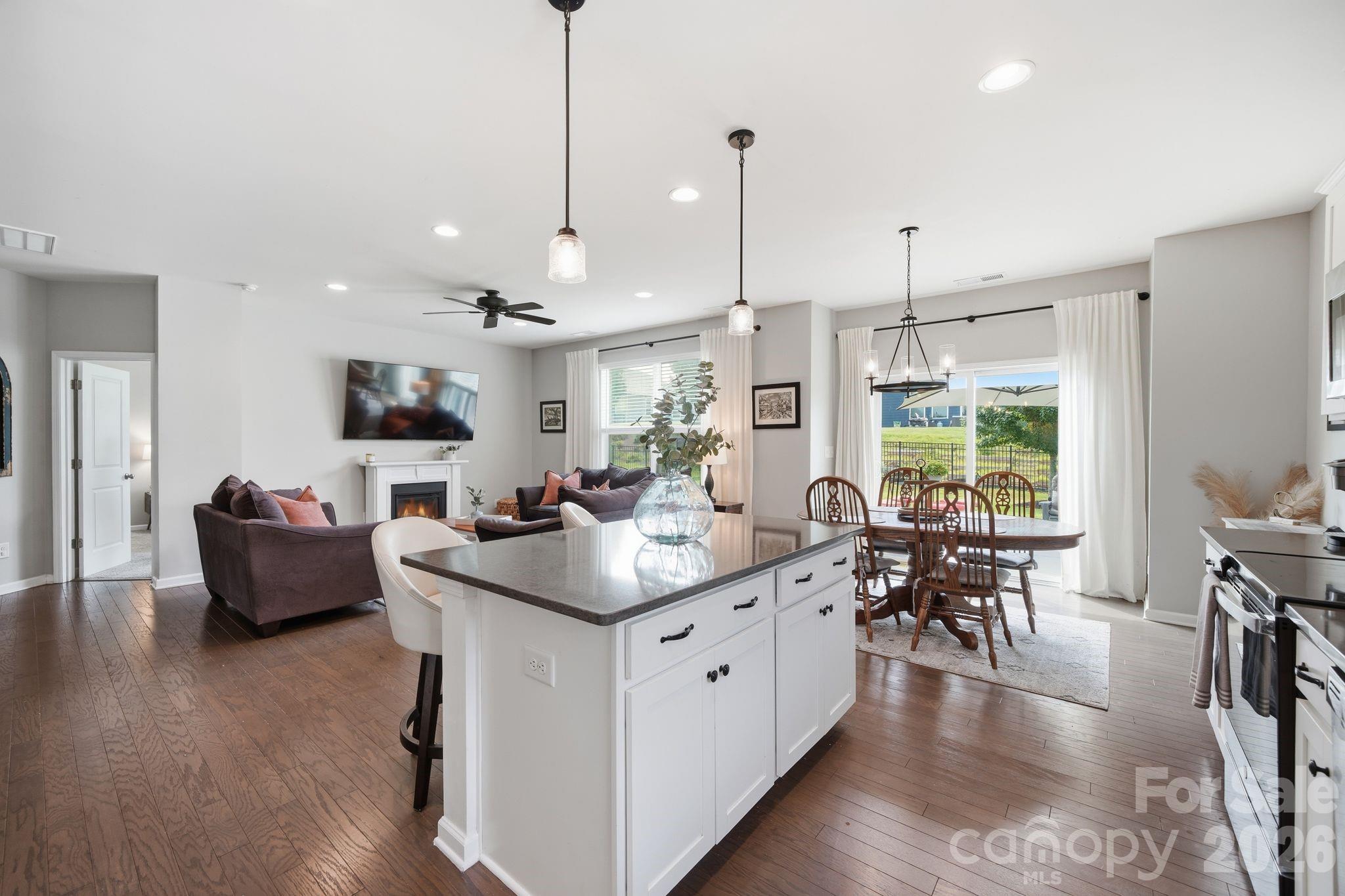 6260 Swanport Road Property Photo 35