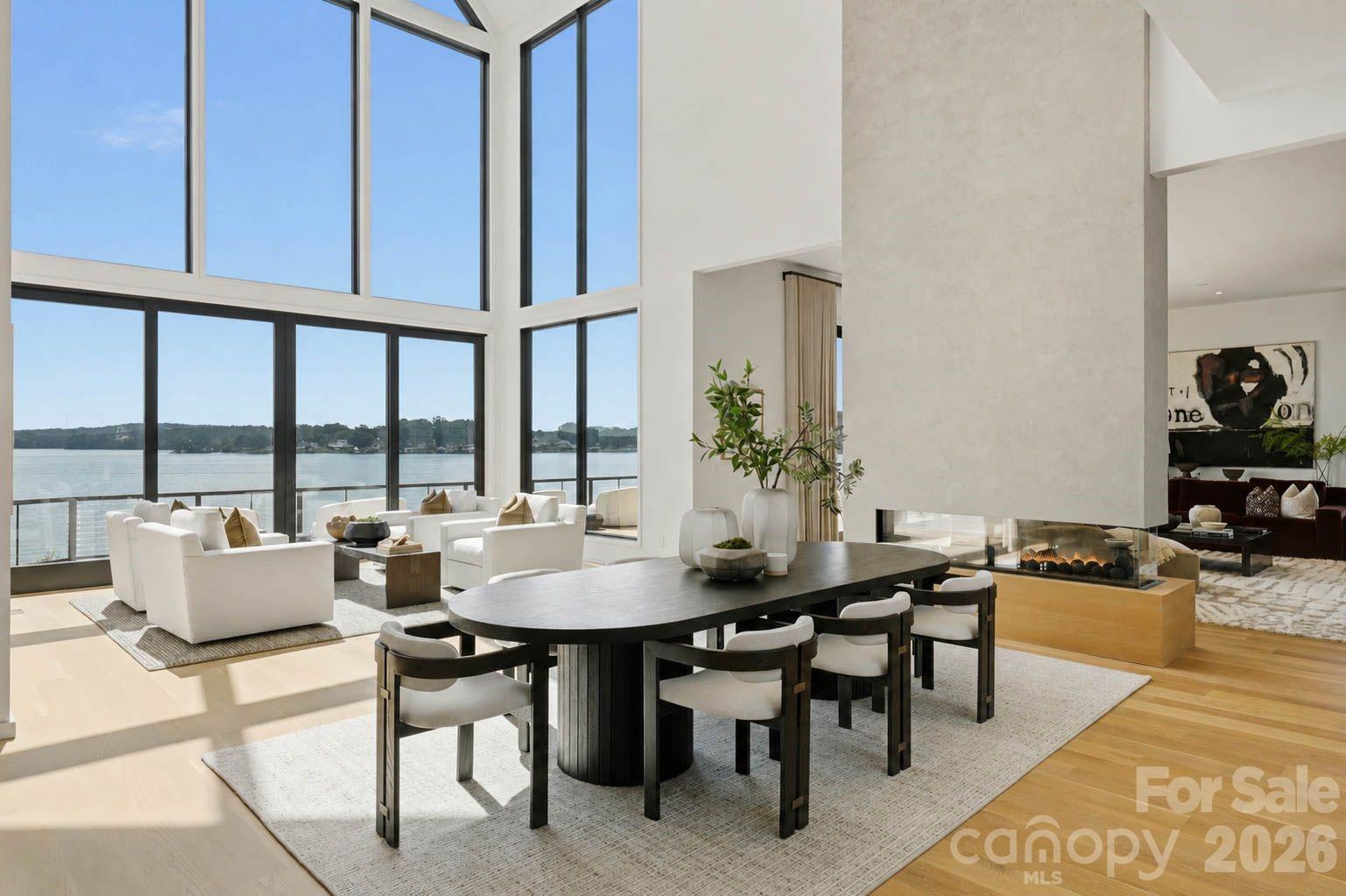 123 Cove Point Property Photo 5