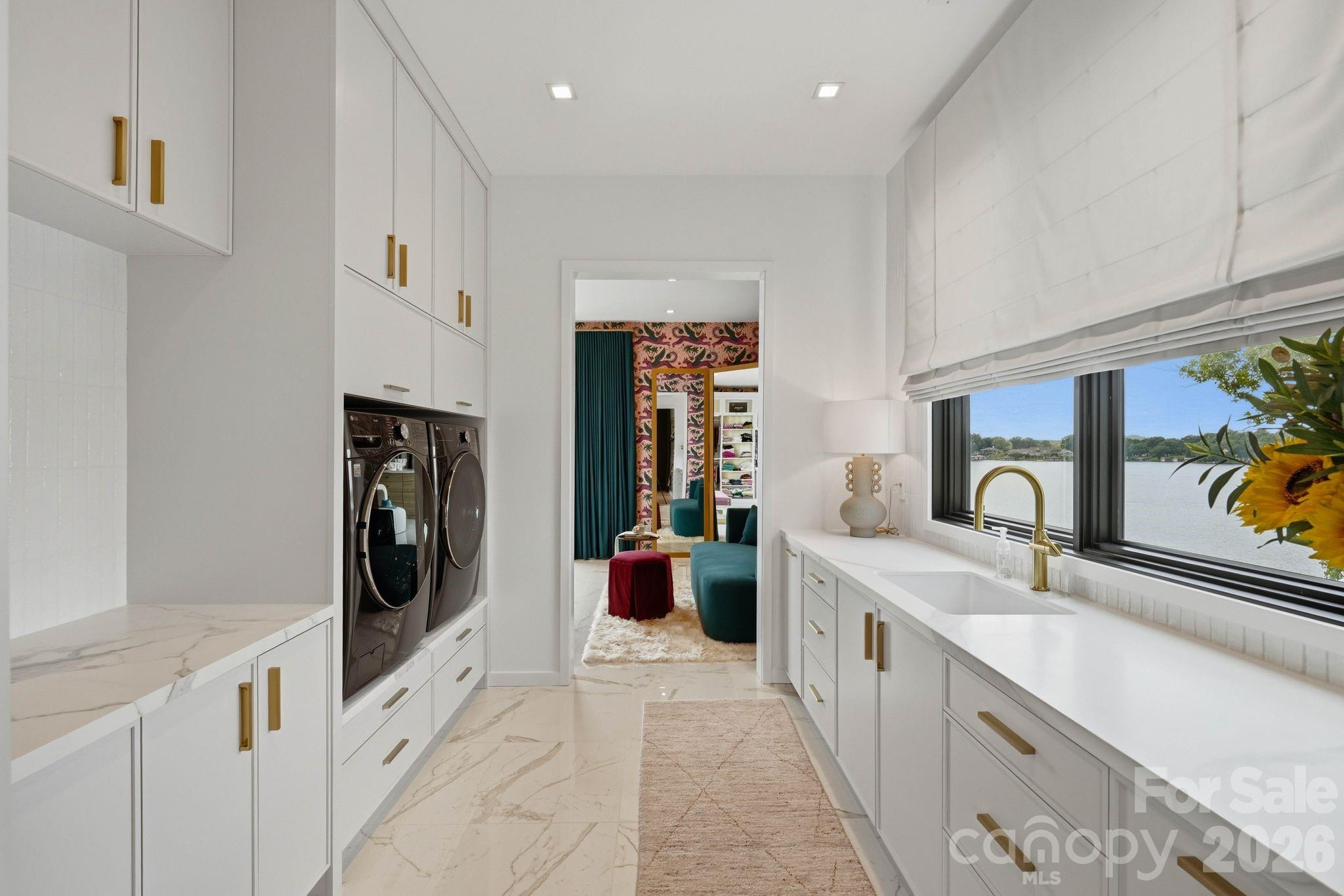 123 Cove Point Property Photo 27