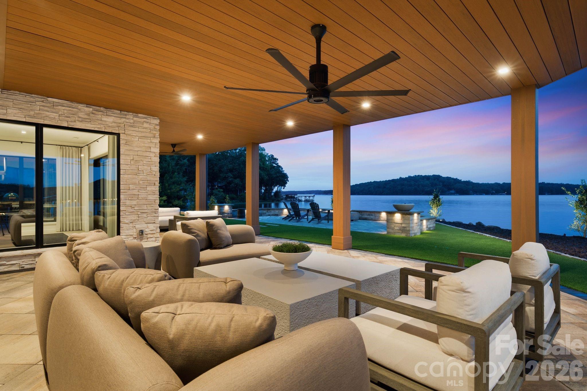 123 Cove Point Property Photo 44