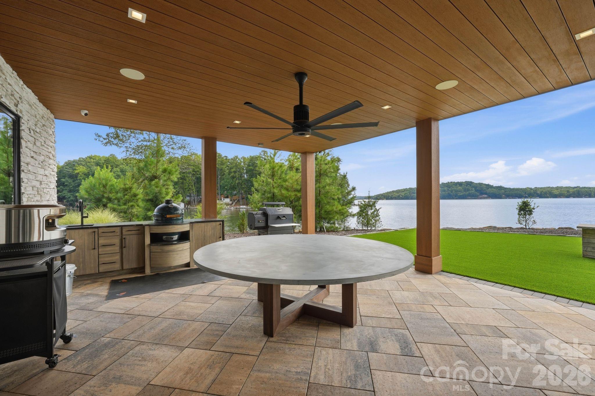 123 Cove Point Property Photo 45