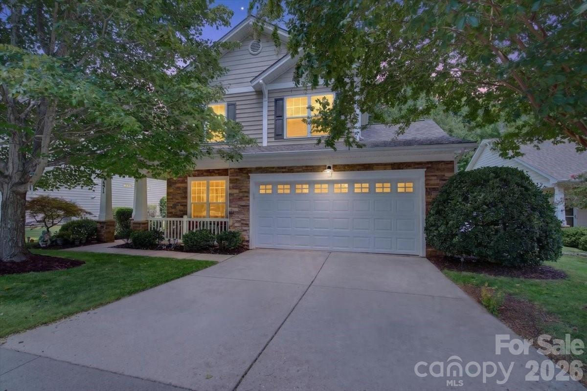 691 Goldflower Drive Property Photo 2