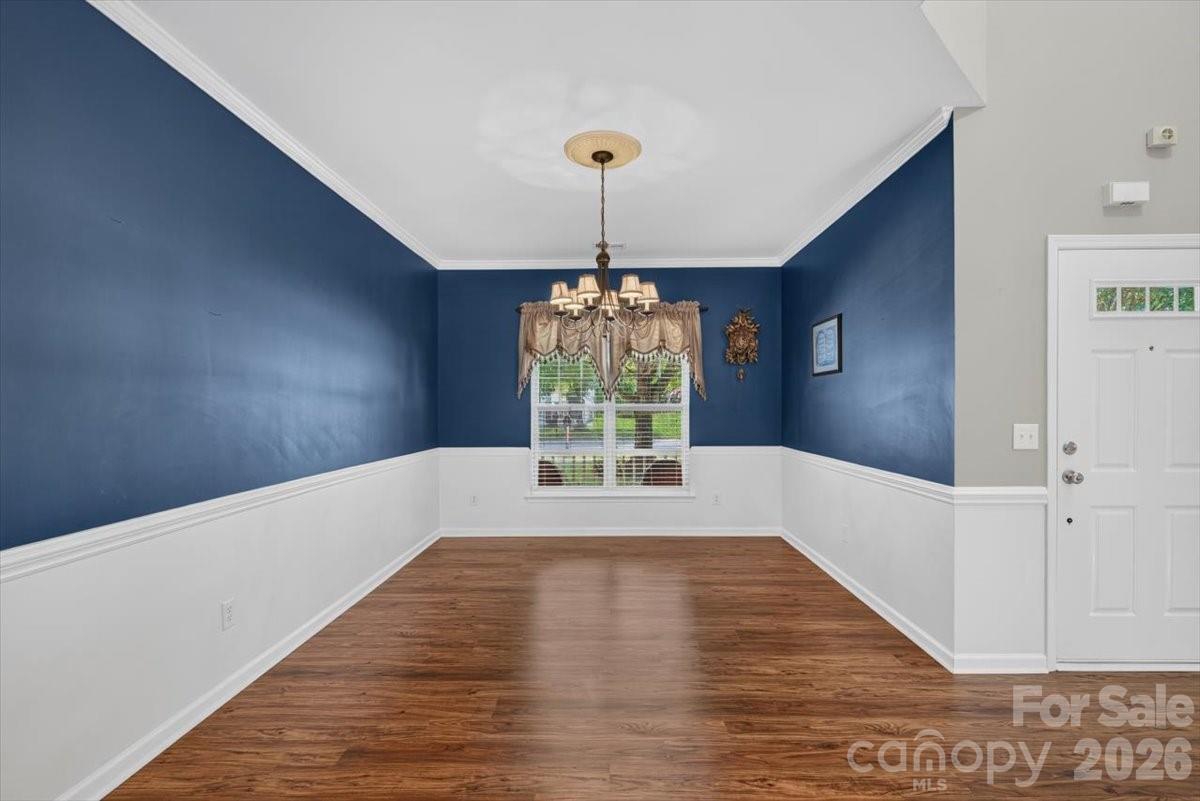 691 Goldflower Drive Property Photo 8