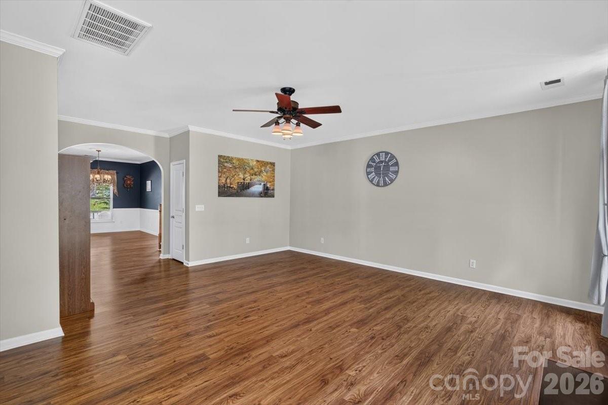 691 Goldflower Drive Property Photo 10