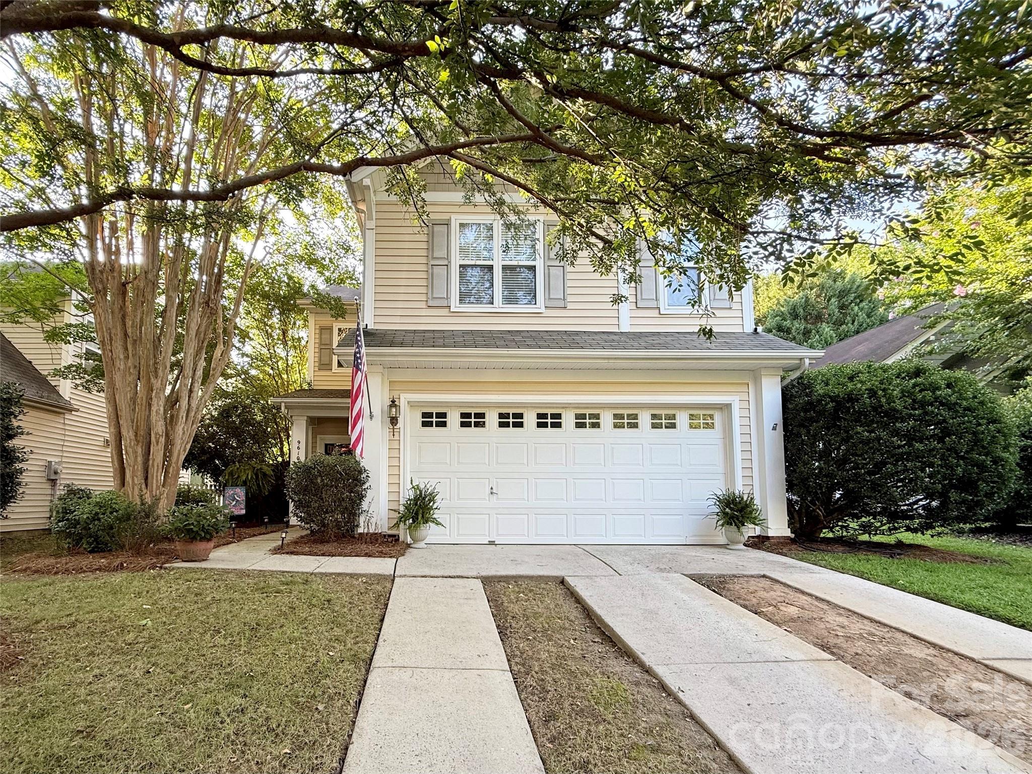 9610 Corbett Square Lane Property Photo 2