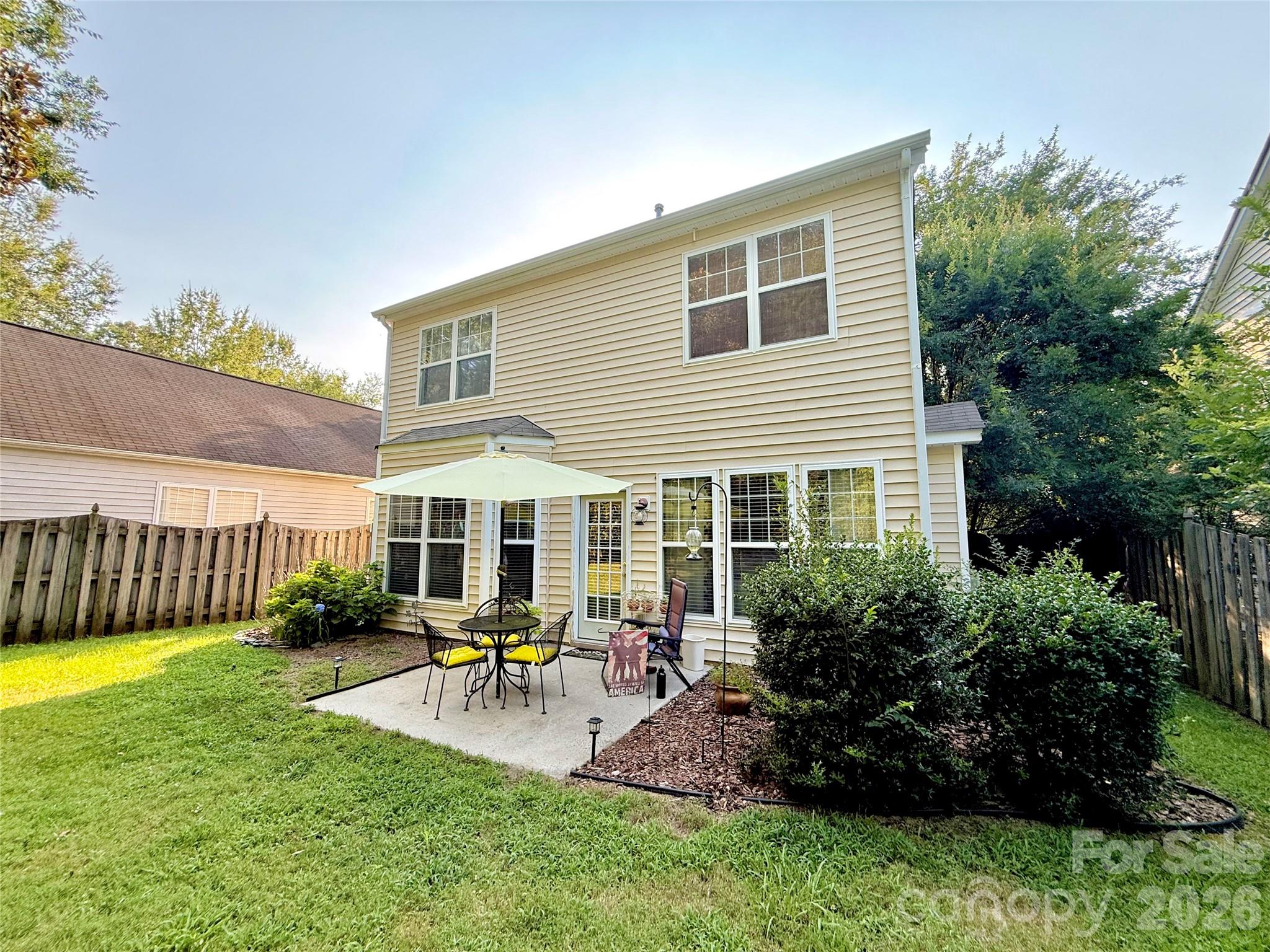 9610 Corbett Square Lane Property Photo 4