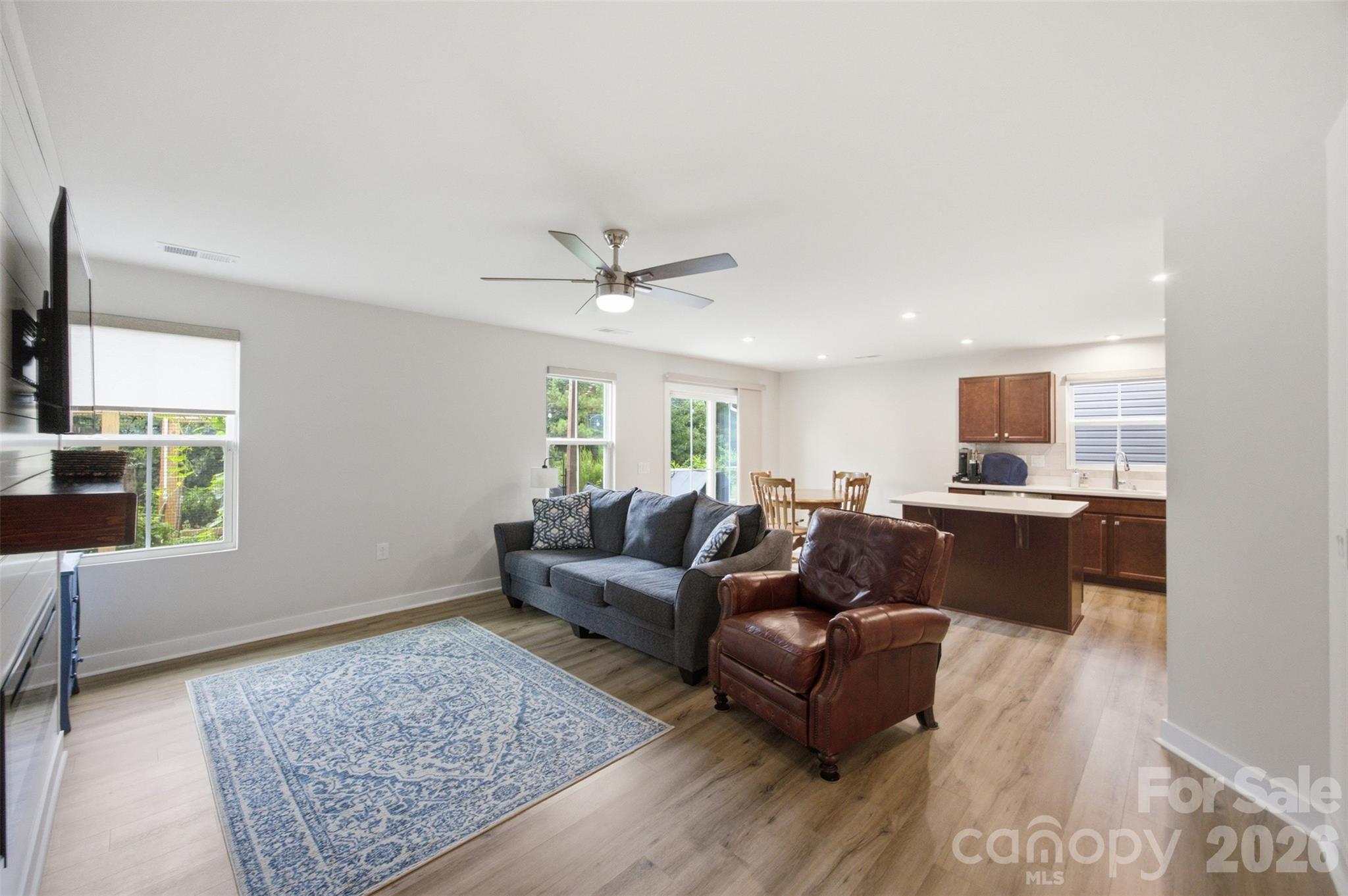 4104 Mackinnon Drive Property Photo 12