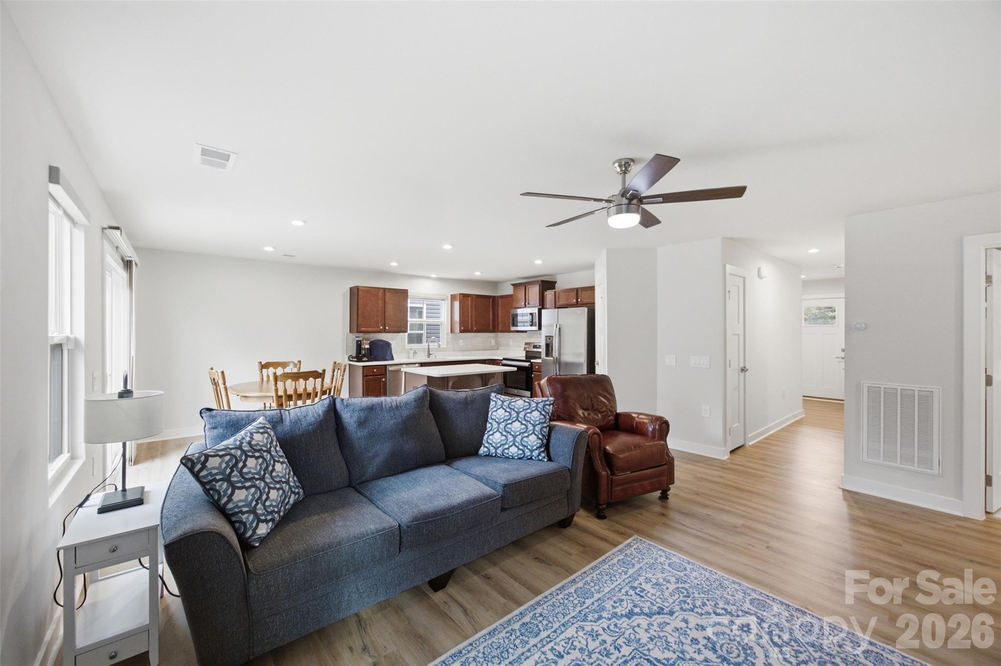 4104 Mackinnon Drive Property Photo 13