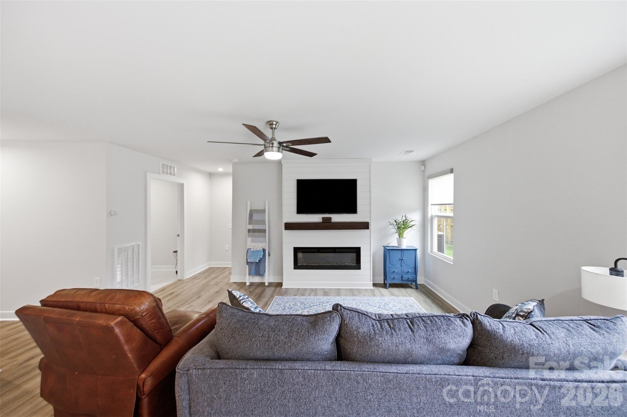 4104 Mackinnon Drive Property Photo 16