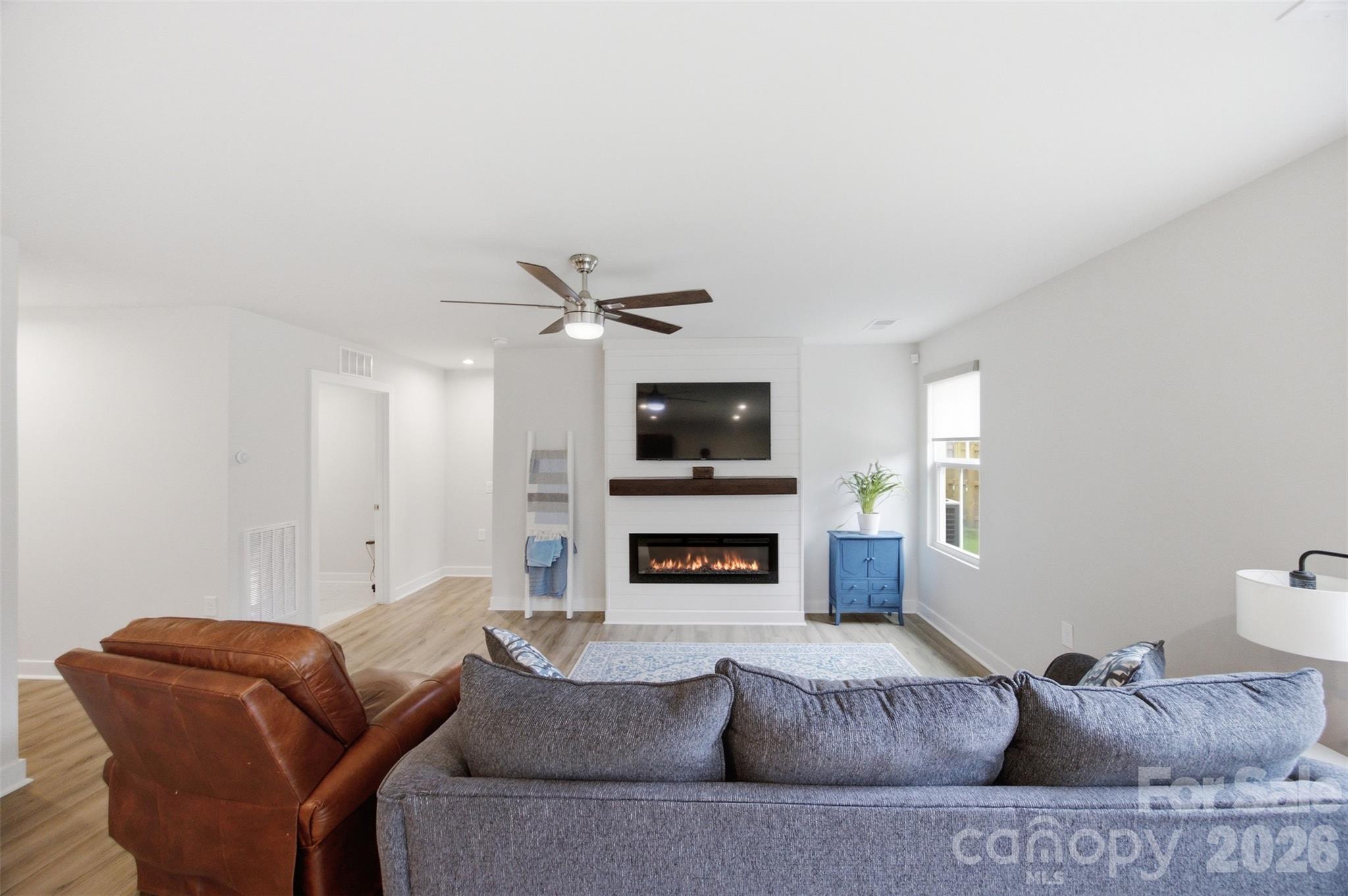 4104 Mackinnon Drive Property Photo 17