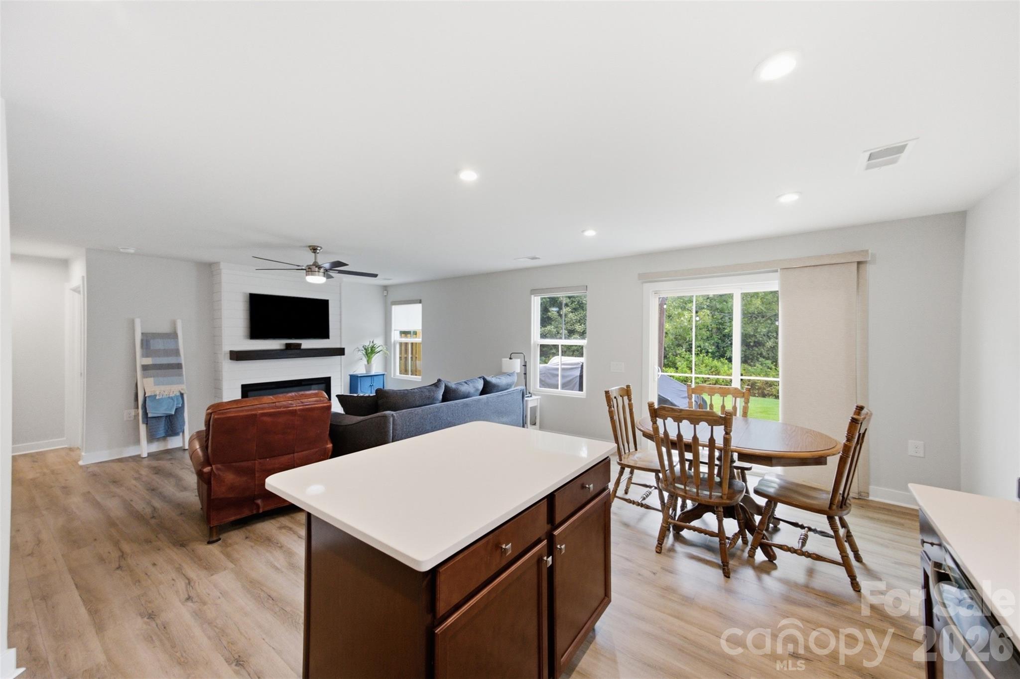 4104 Mackinnon Drive Property Photo 20