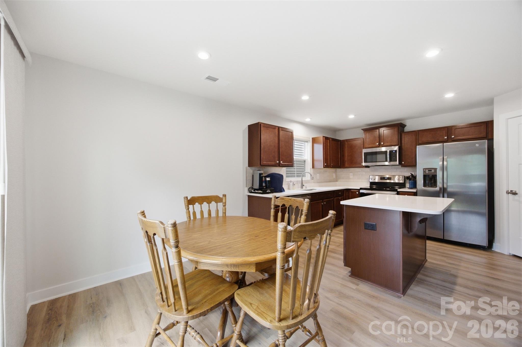 4104 Mackinnon Drive Property Photo 22