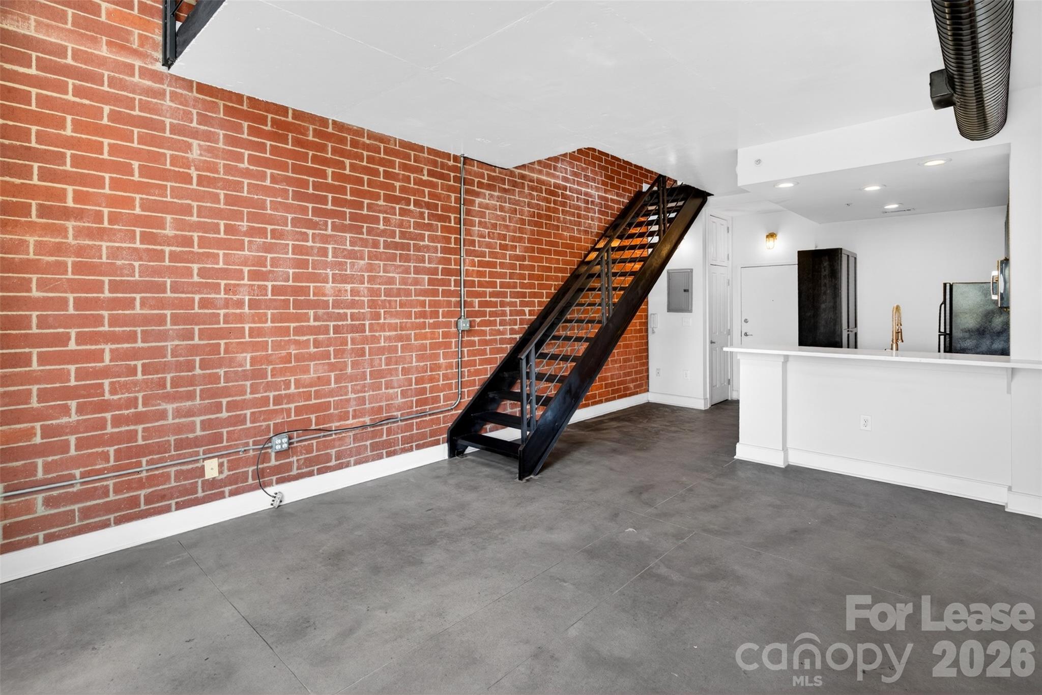 710 W Trade Street 505 Property Photo 10