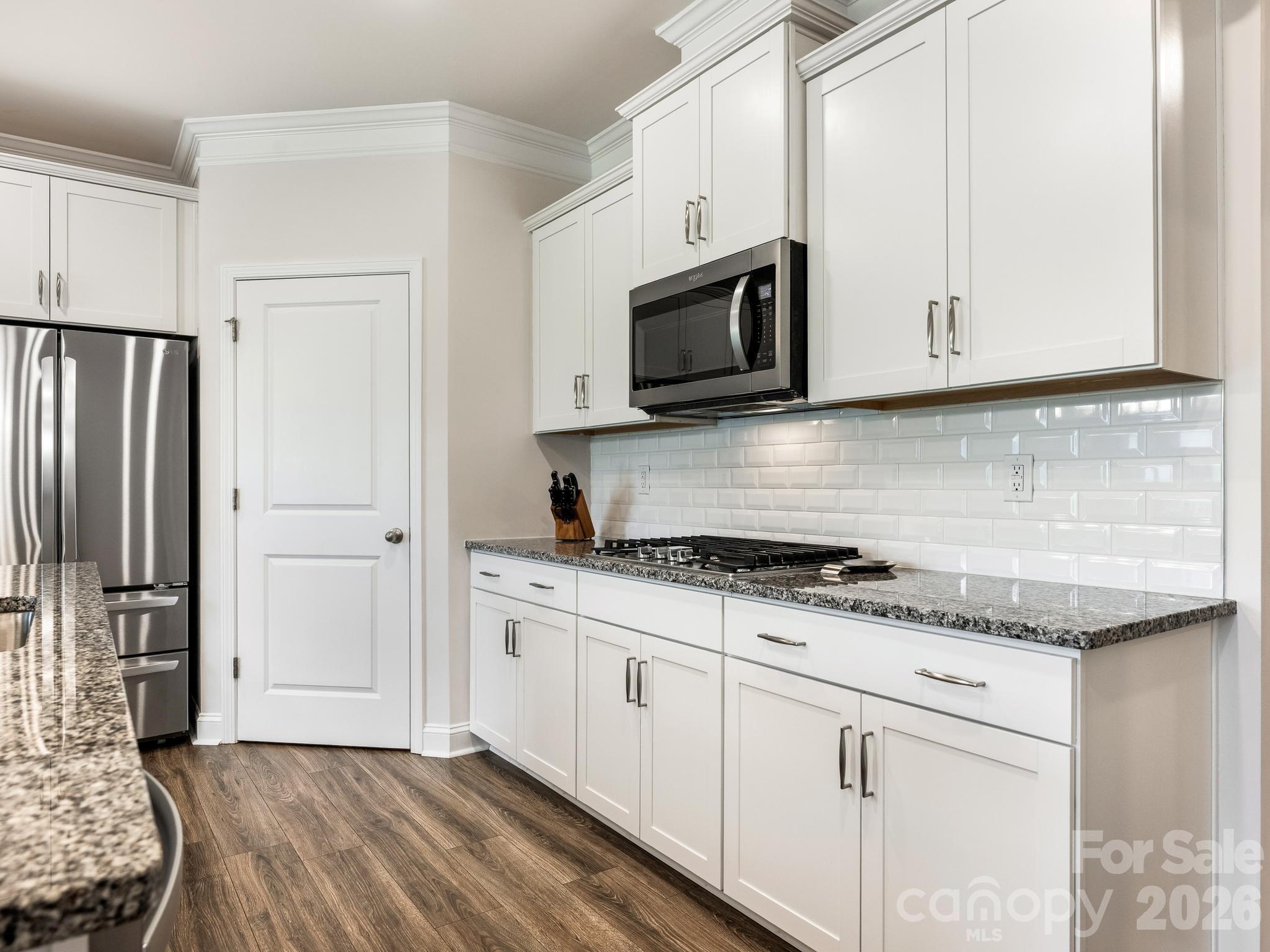 4197 Millstream Road Property Photo 6