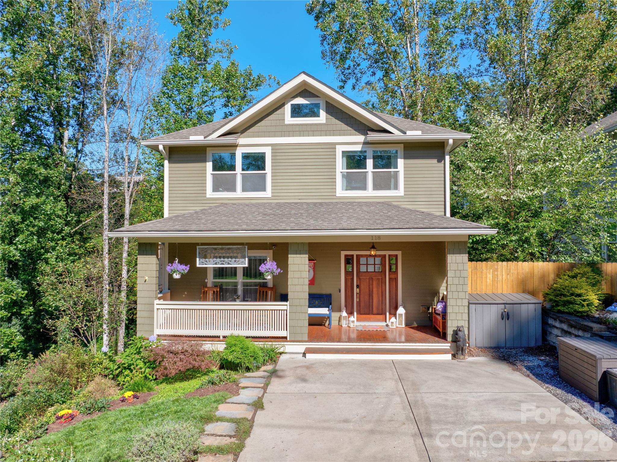 118 Houston Street Property Photo 1