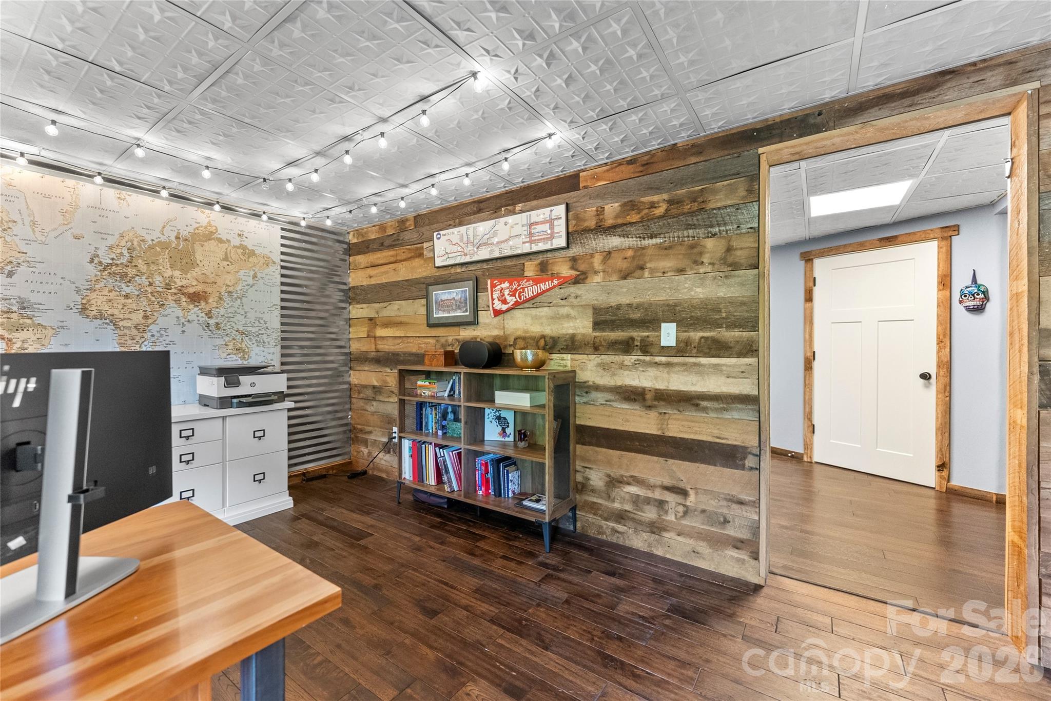 118 Houston Street Property Photo 30
