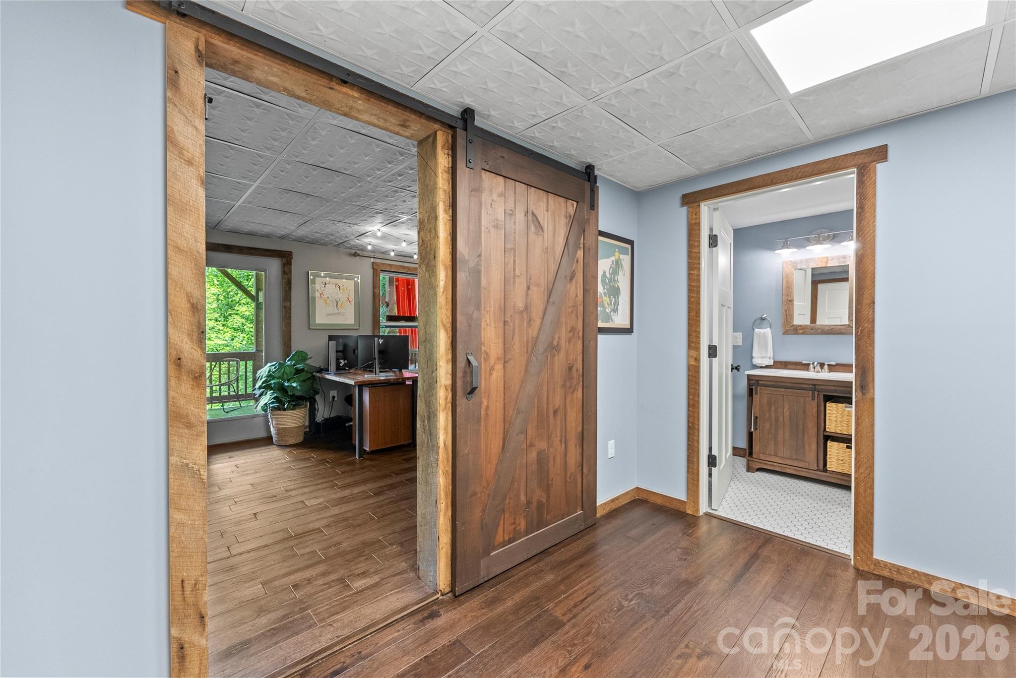 118 Houston Street Property Photo 32