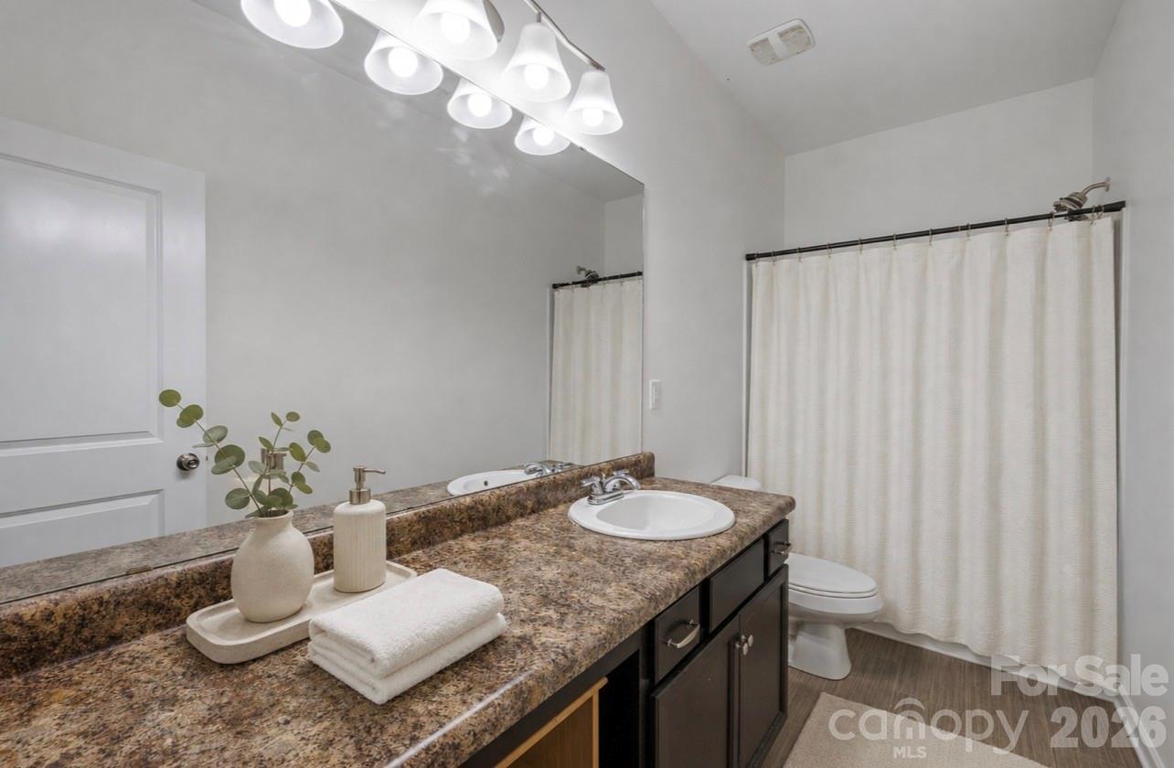 3200 Hickory Grove Drive Property Photo 20