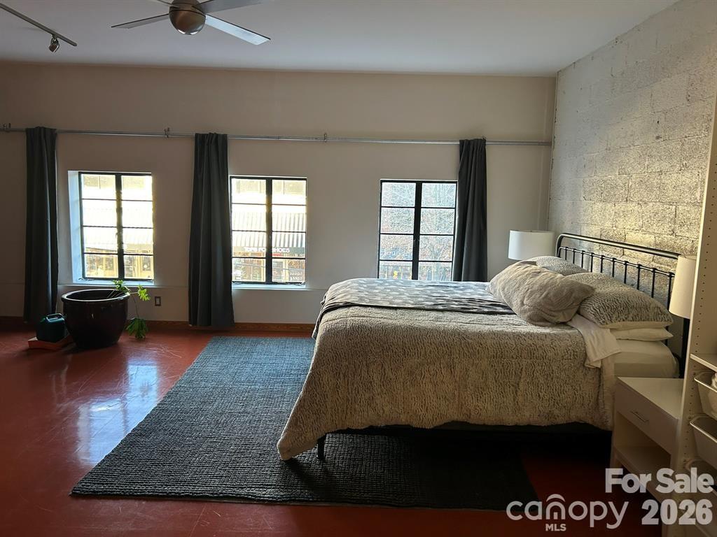 28 N Lexington Avenue Property Photo 4