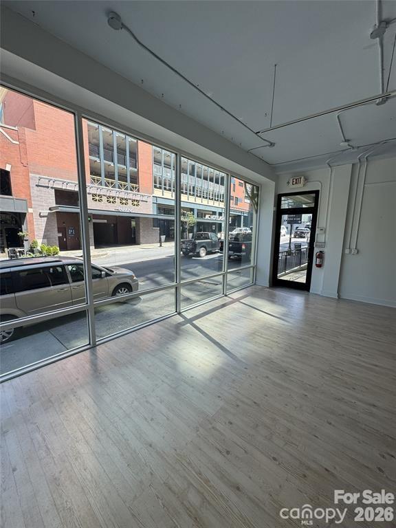 24 N Lexington Avenue Property Photo 12