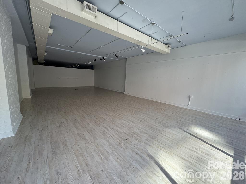 24 N Lexington Avenue Property Photo 14
