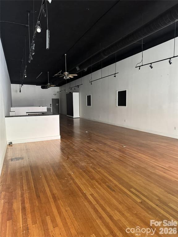 24 N Lexington Avenue Property Photo 15