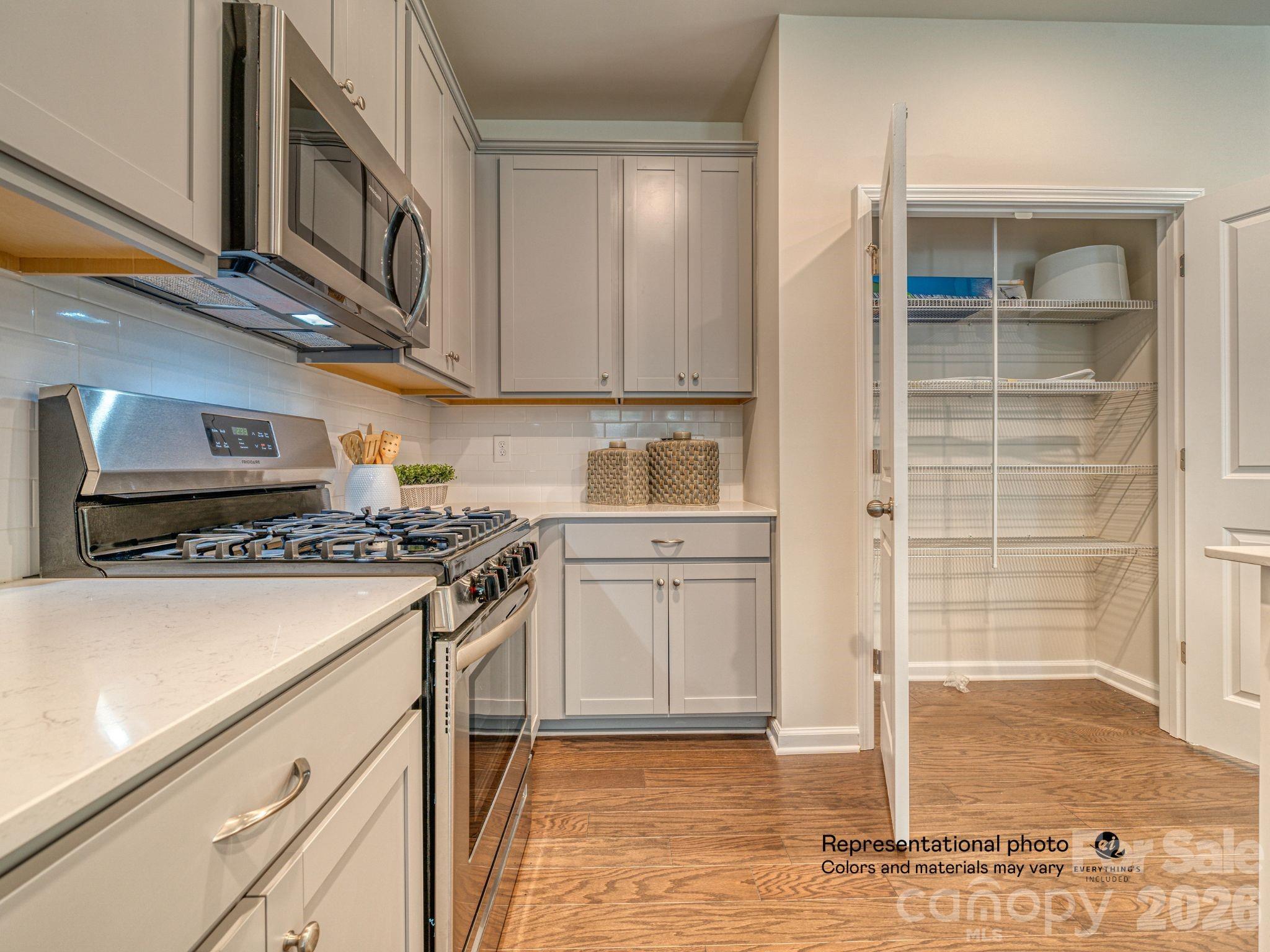1242 Nighthawk Way 308 Property Photo 13