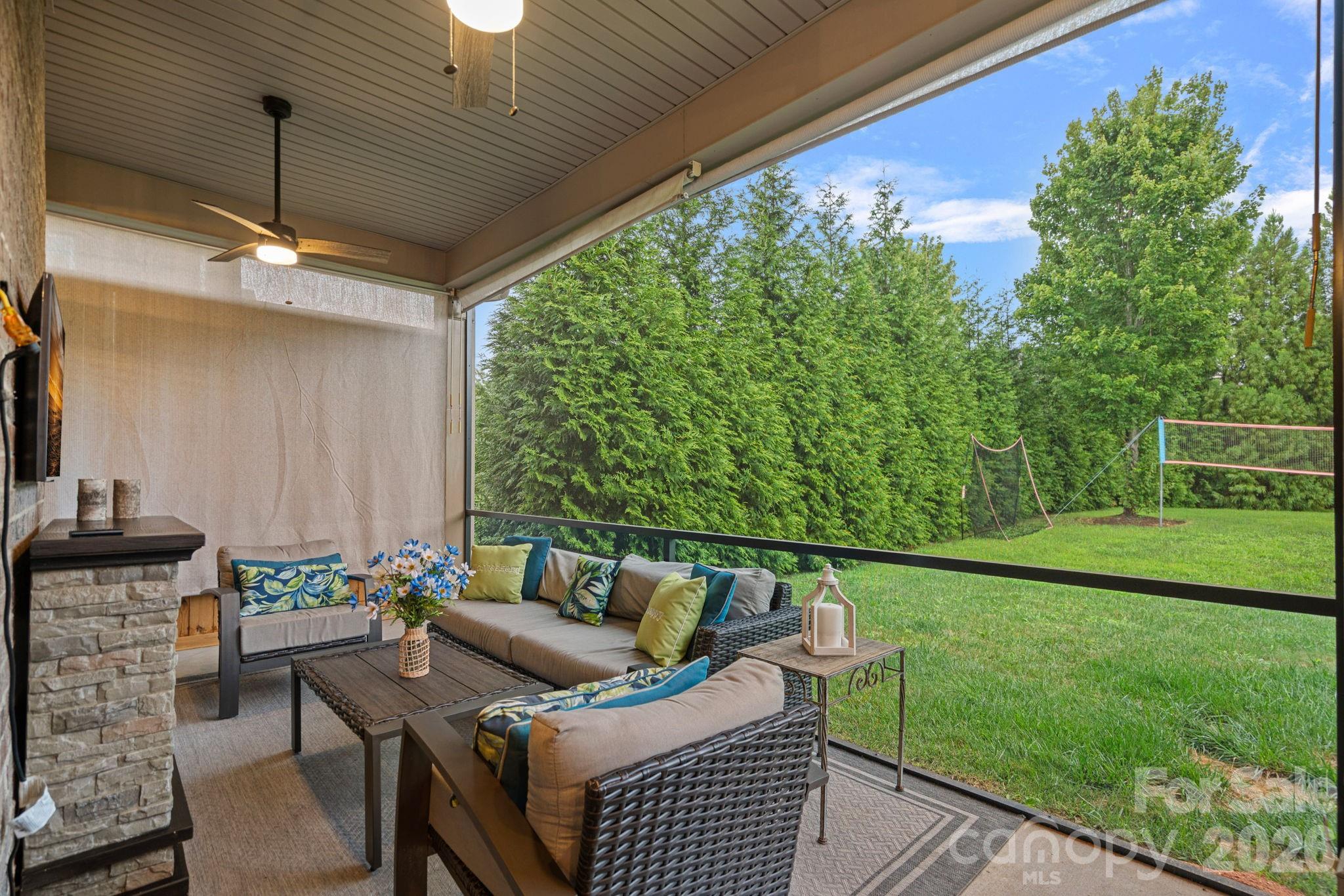 8211 Caesars Head Drive Property Photo 7