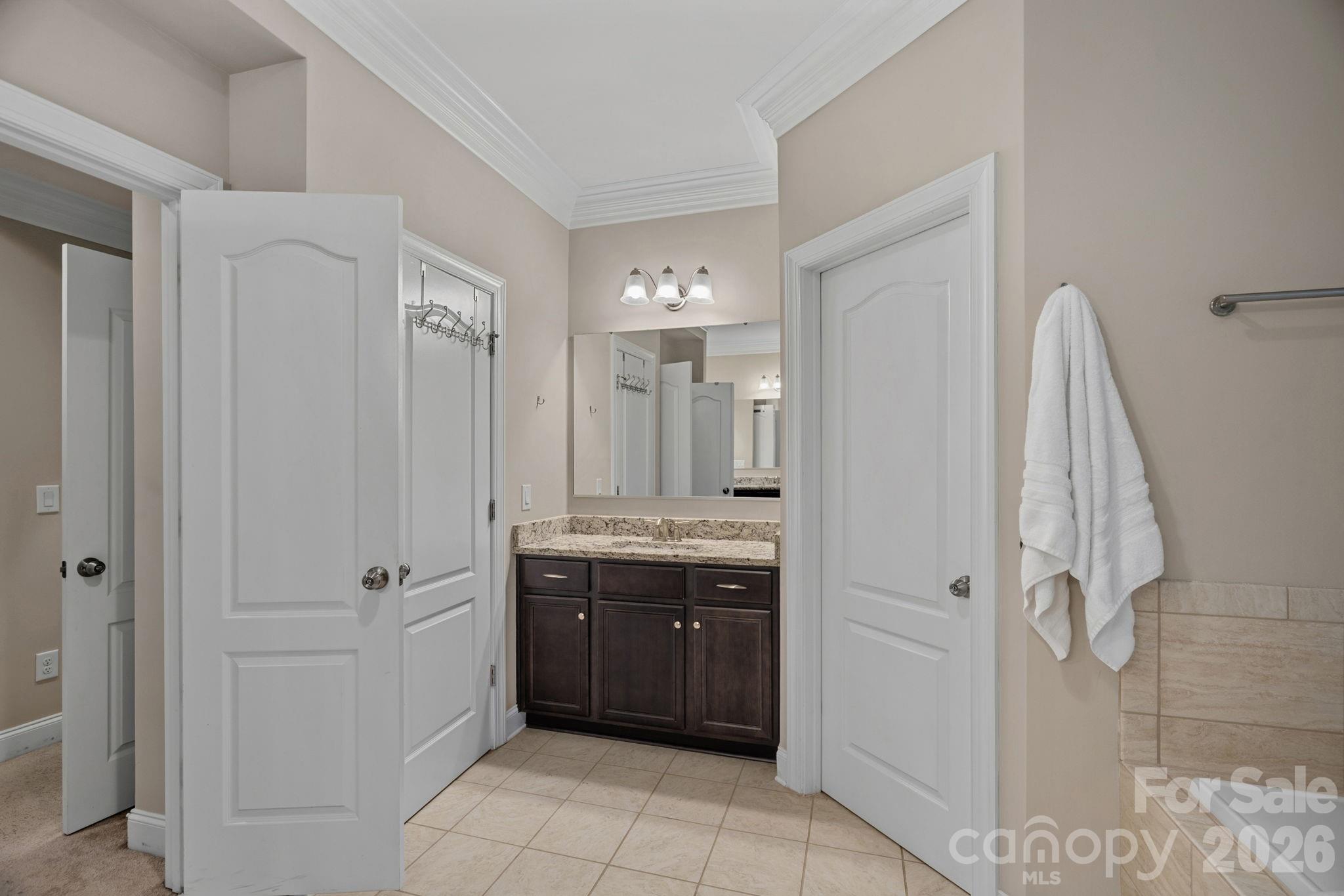 8211 Caesars Head Drive Property Photo 35