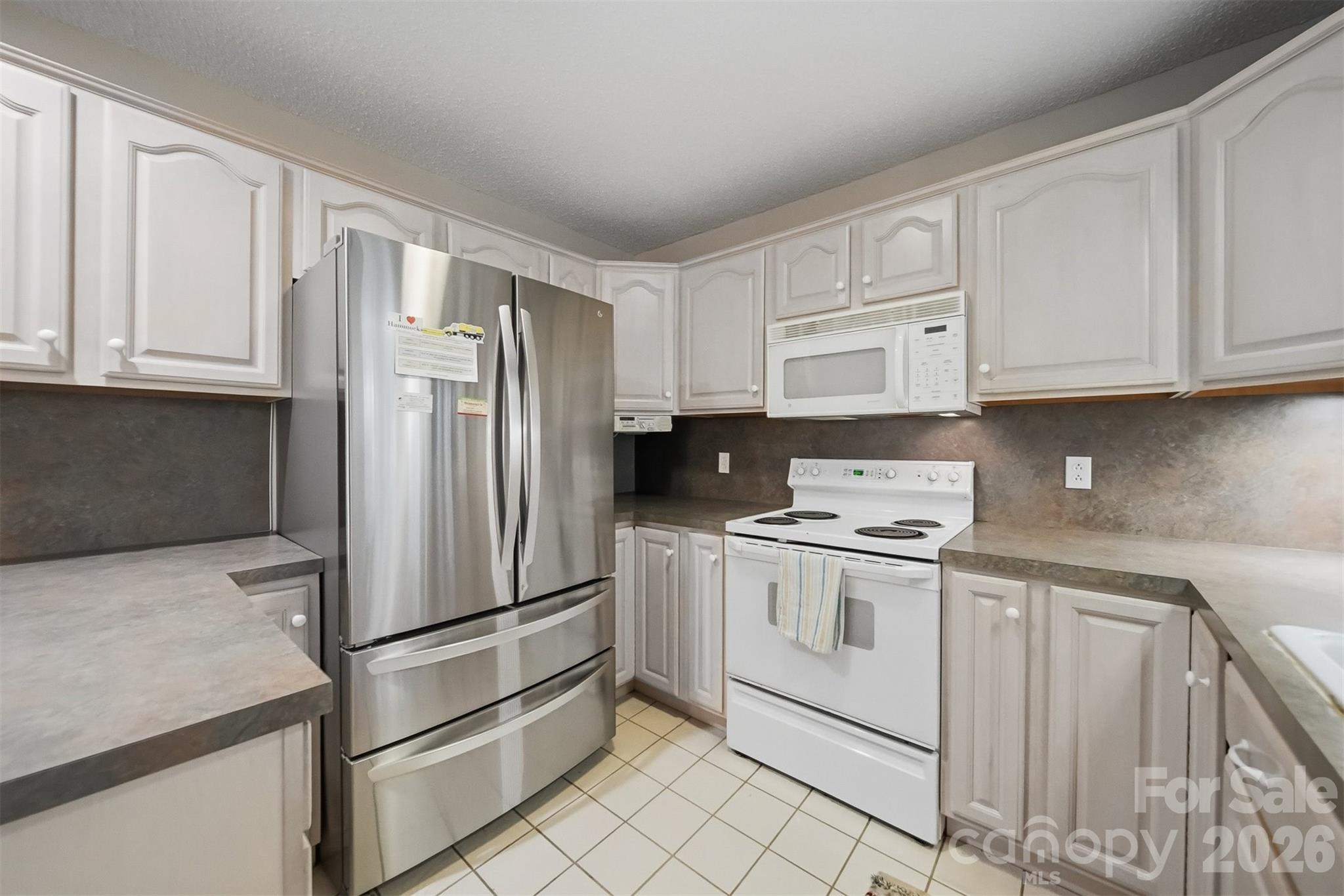192 Reese Loop Property Photo 12