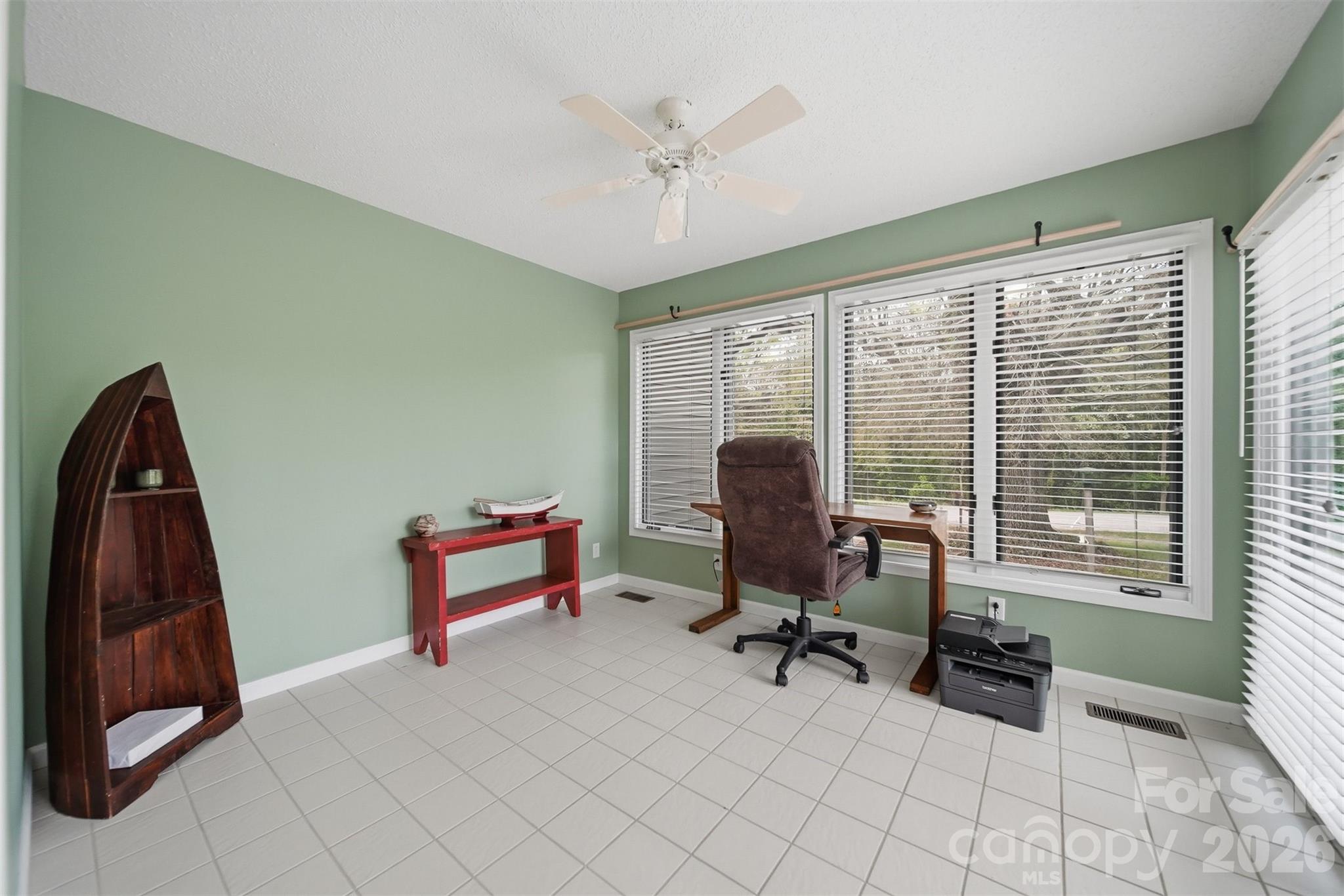 192 Reese Loop Property Photo 14