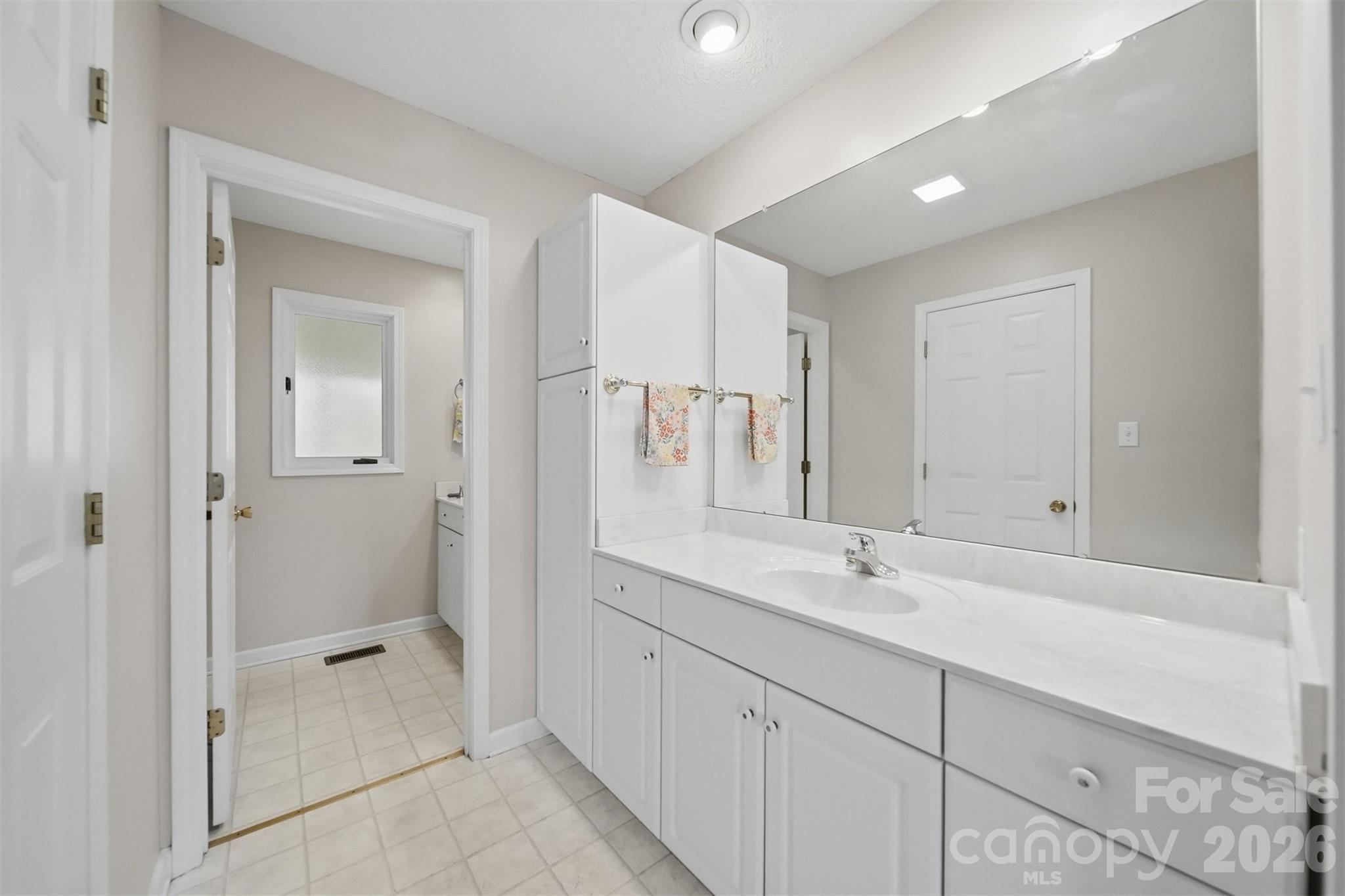 192 Reese Loop Property Photo 18