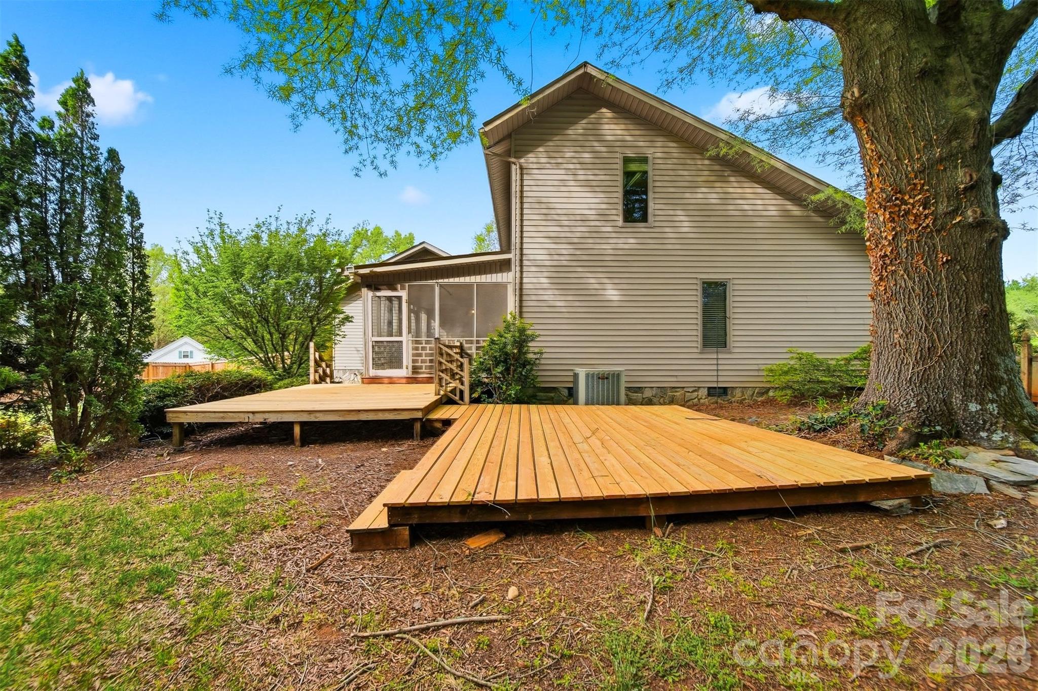 192 Reese Loop Property Photo 33