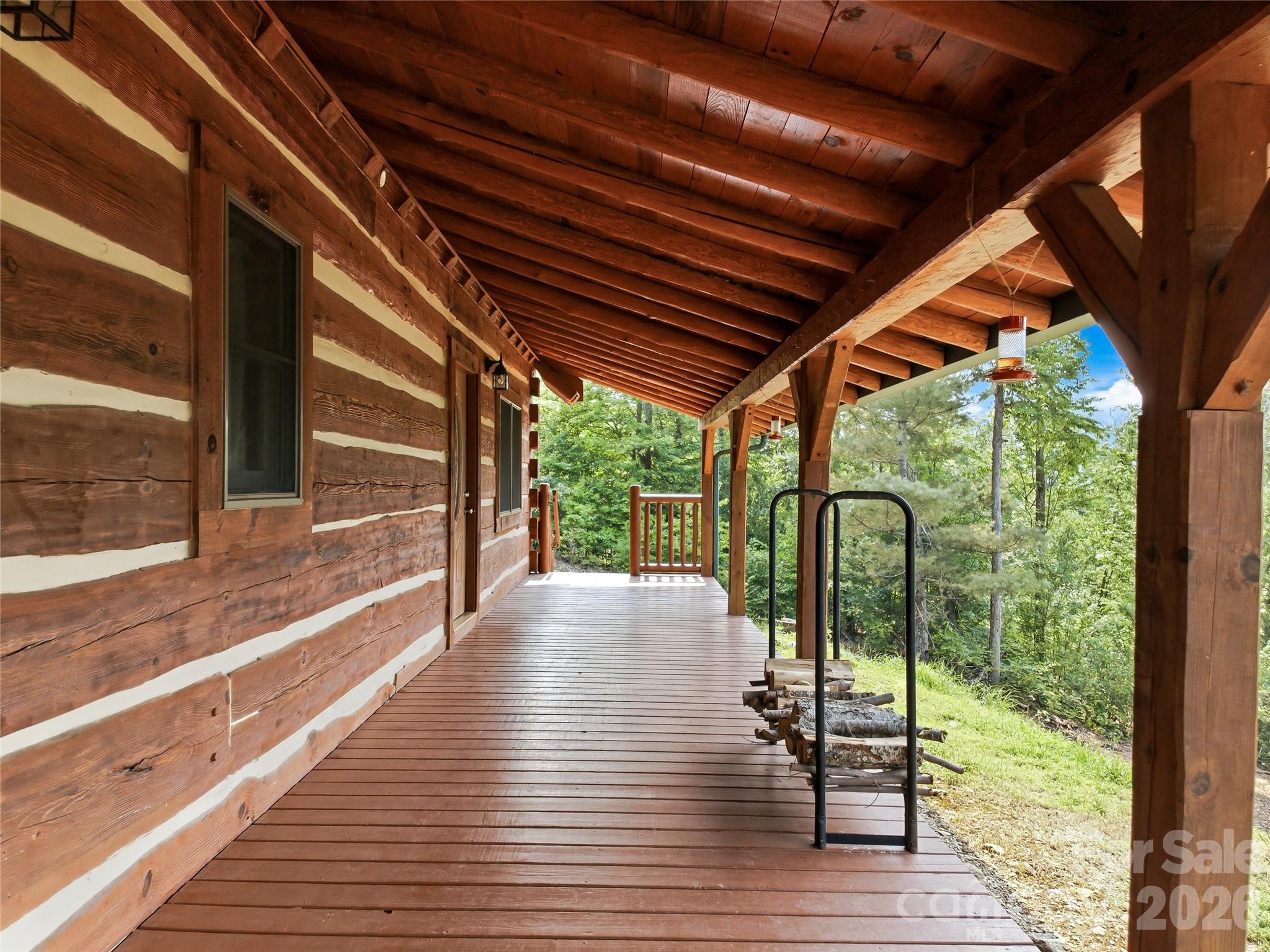 226 High Top Mountain Road Property Photo 3
