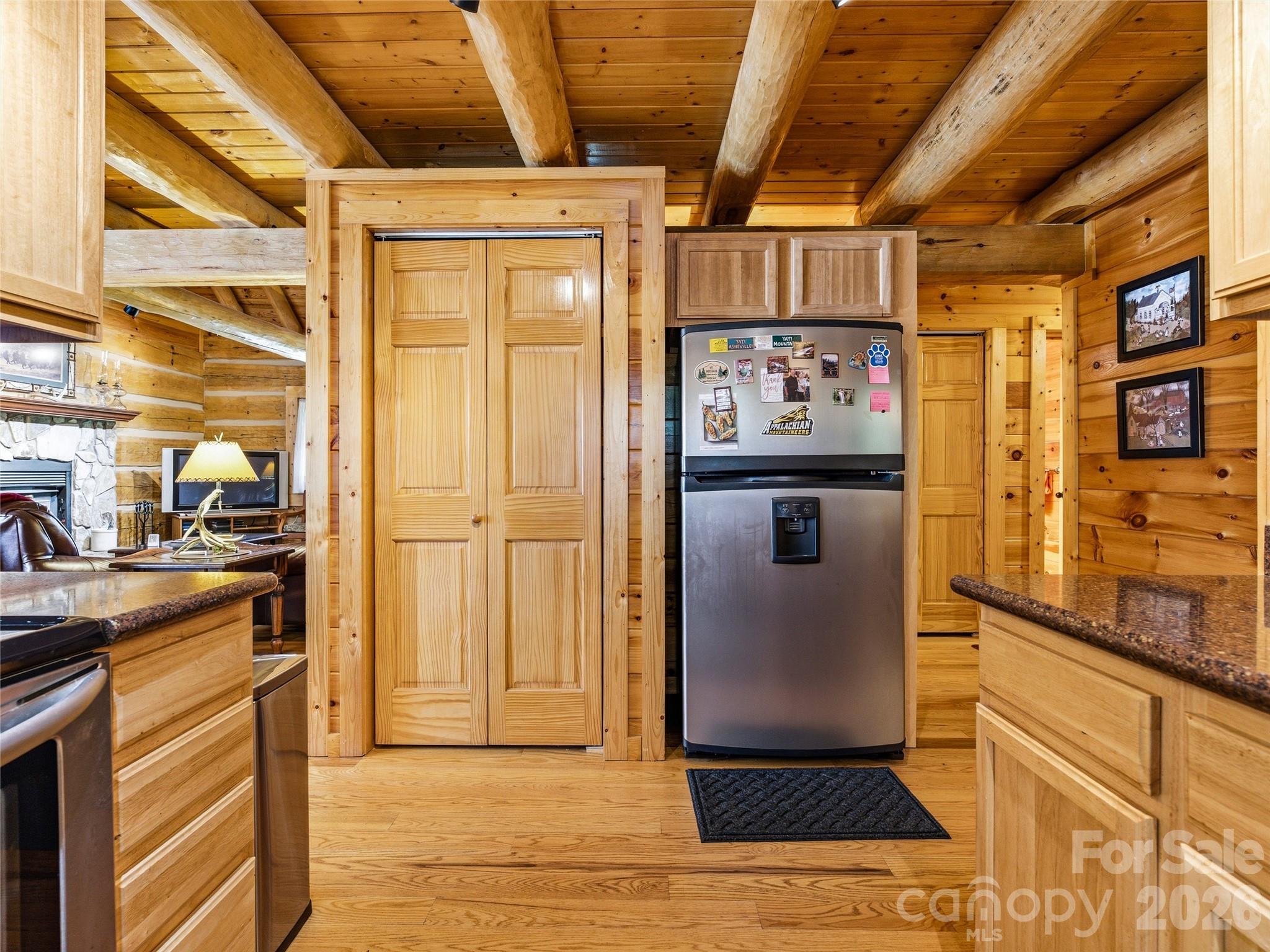 226 High Top Mountain Road Property Photo 12