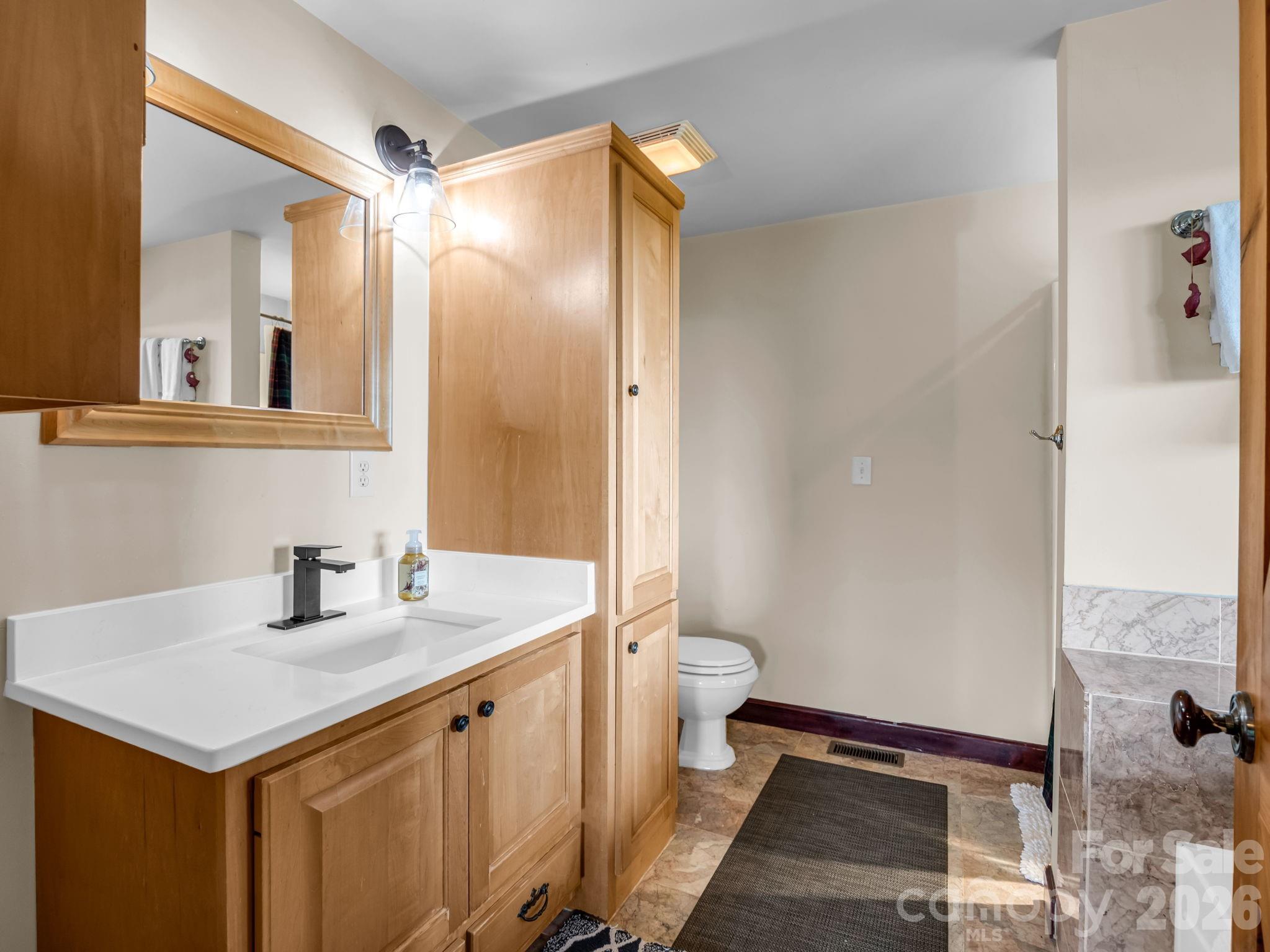 1054 Rainbow Rapids Road Property Photo 19