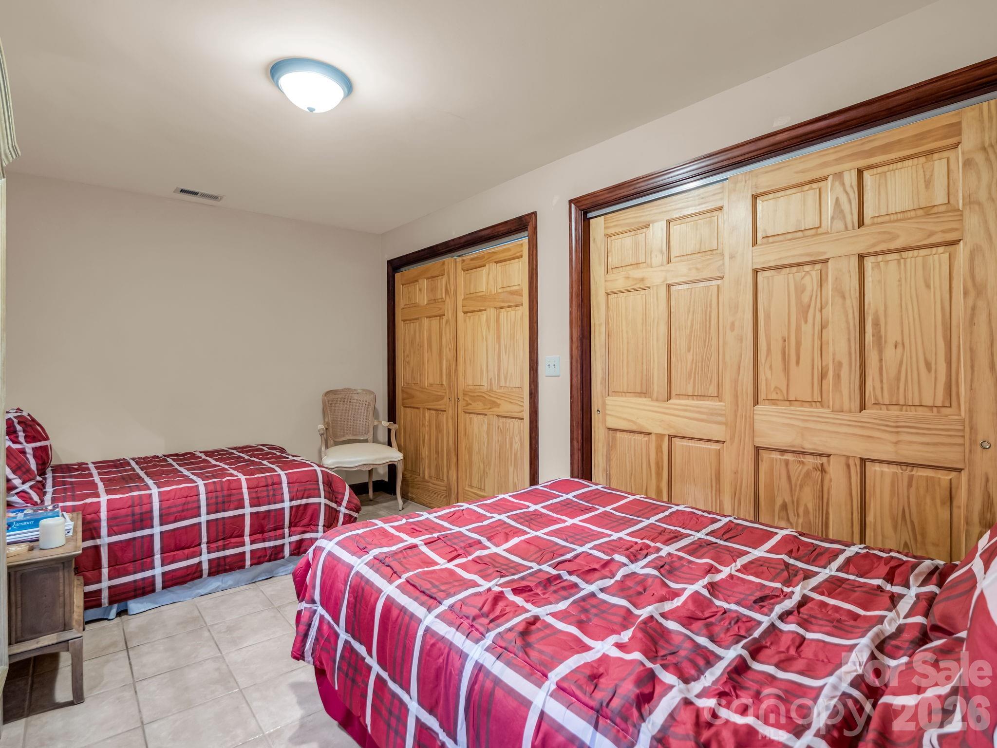1054 Rainbow Rapids Road Property Photo 32