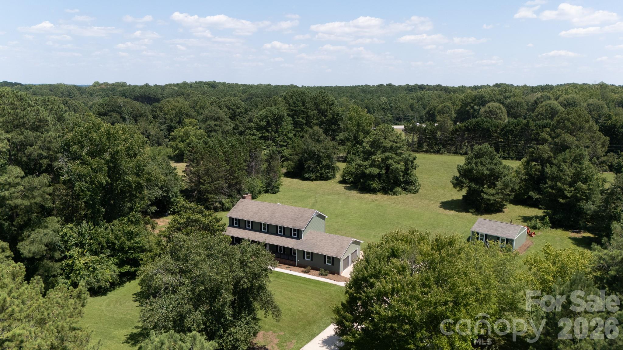 1560 Meadowdale Road Property Photo 5